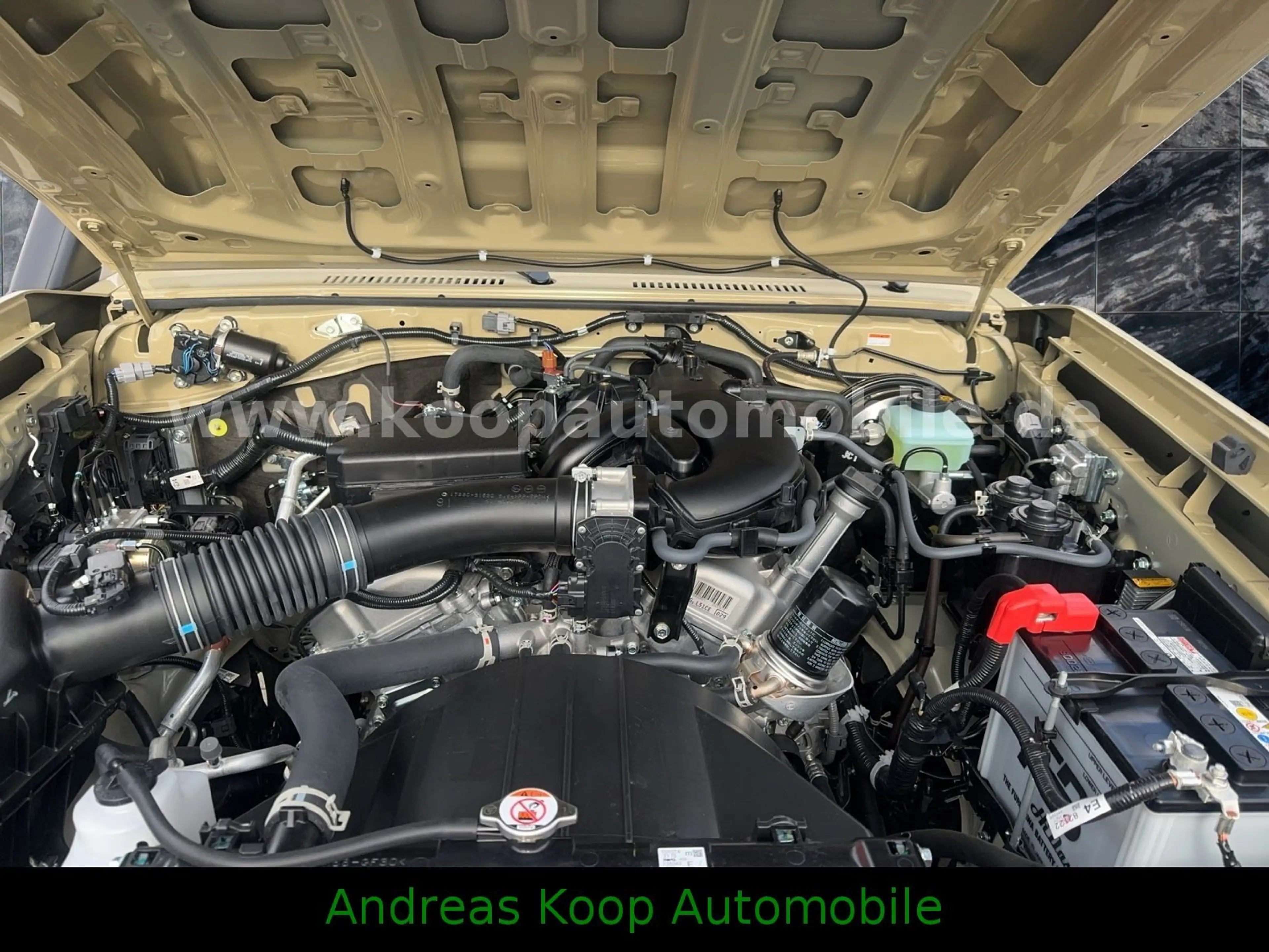 Toyota Land Cruiser GRJ 78 4,0i V6 PowerPaket 2x90 EFH — photo 14