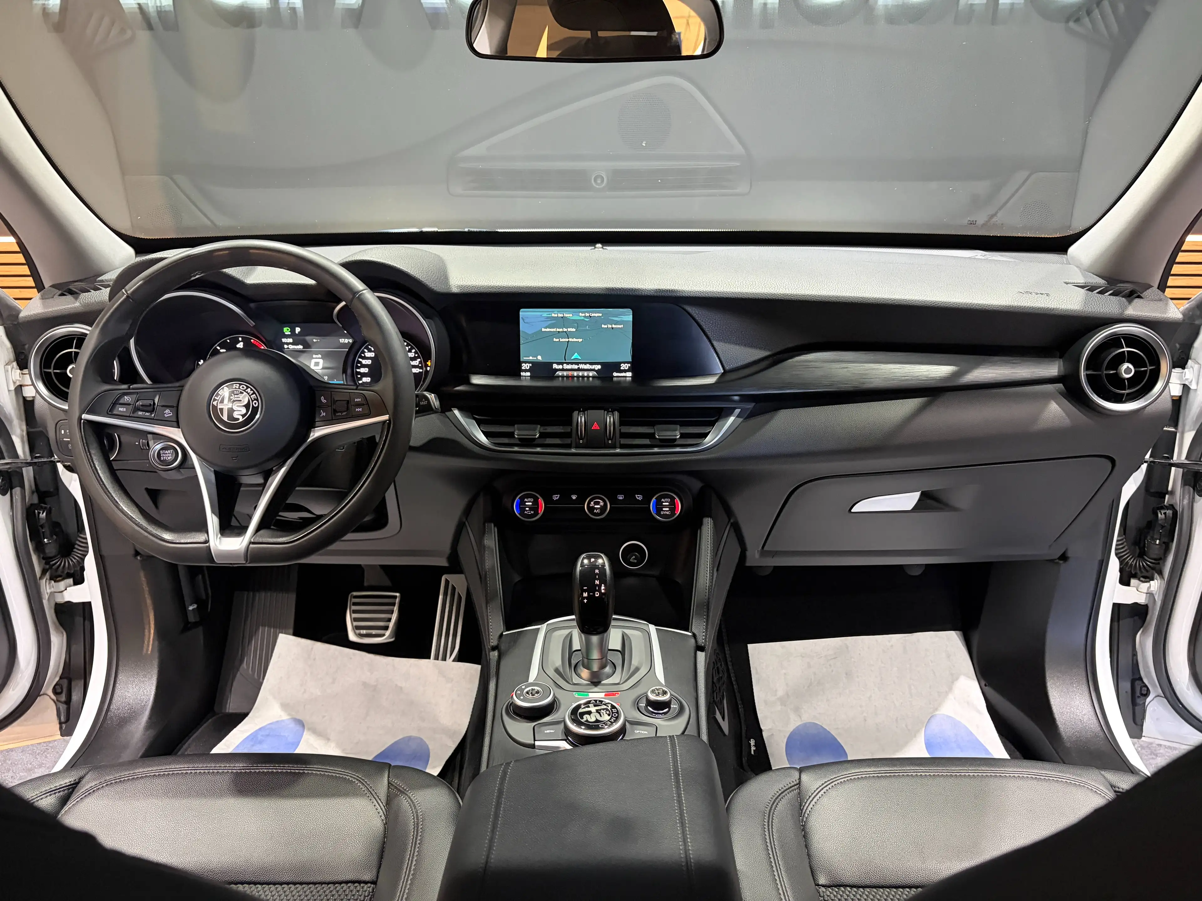 Alfa Romeo Stelvio 2.2 JTD *CRUISE CONTROL*CAMERA*XENON*GARANTIE* — photo 10