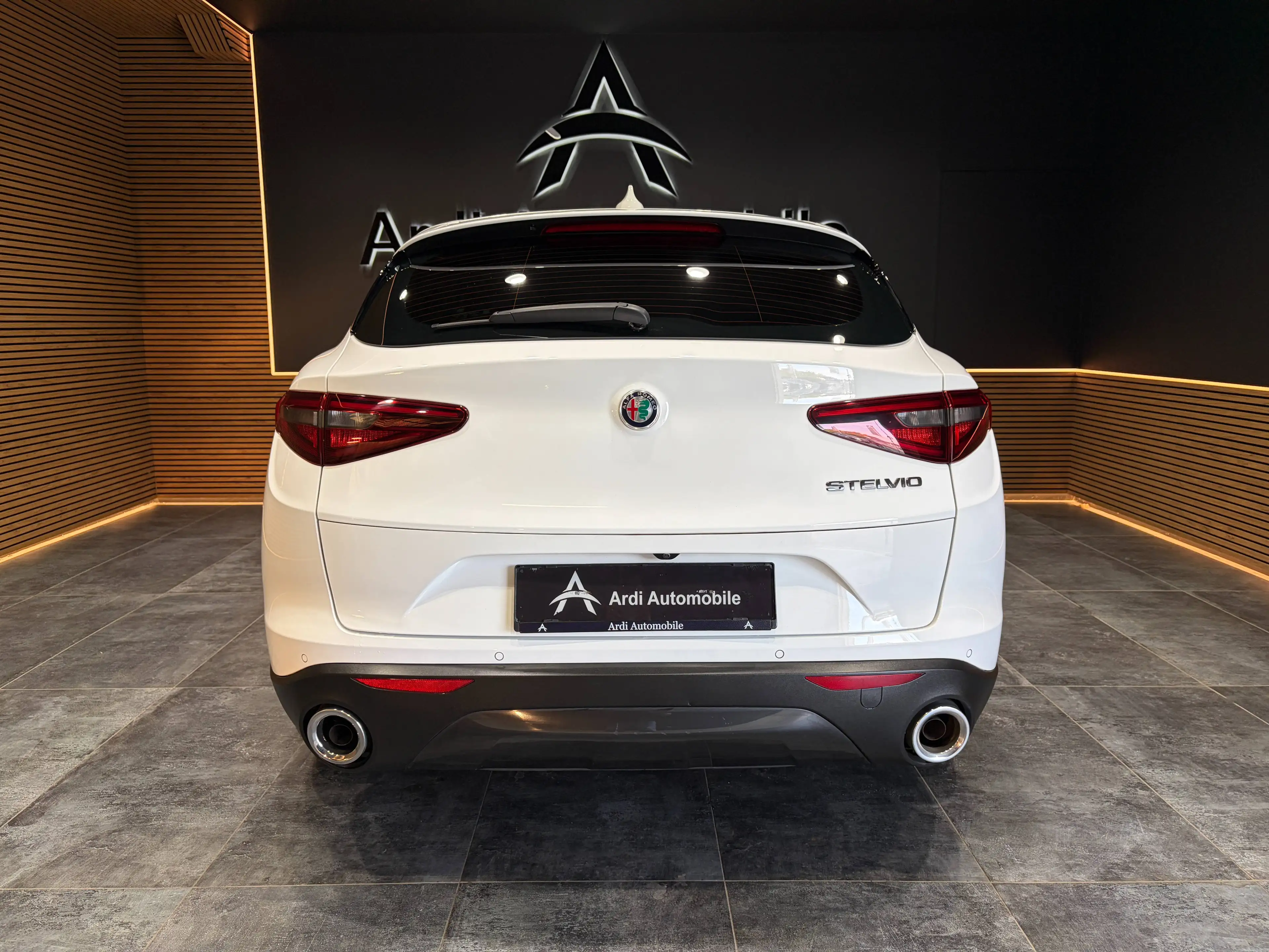 Alfa Romeo Stelvio 2.2 JTD *CRUISE CONTROL*CAMERA*XENON*GARANTIE* — photo 6