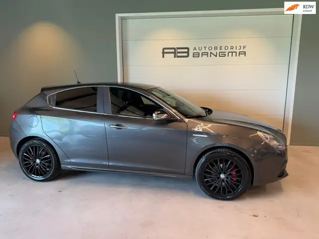 Alfa Romeo Giulietta 1.4 TURBO LPG G3/CLIMA AIRCO/ZWARTE LM-VELG/LEREN