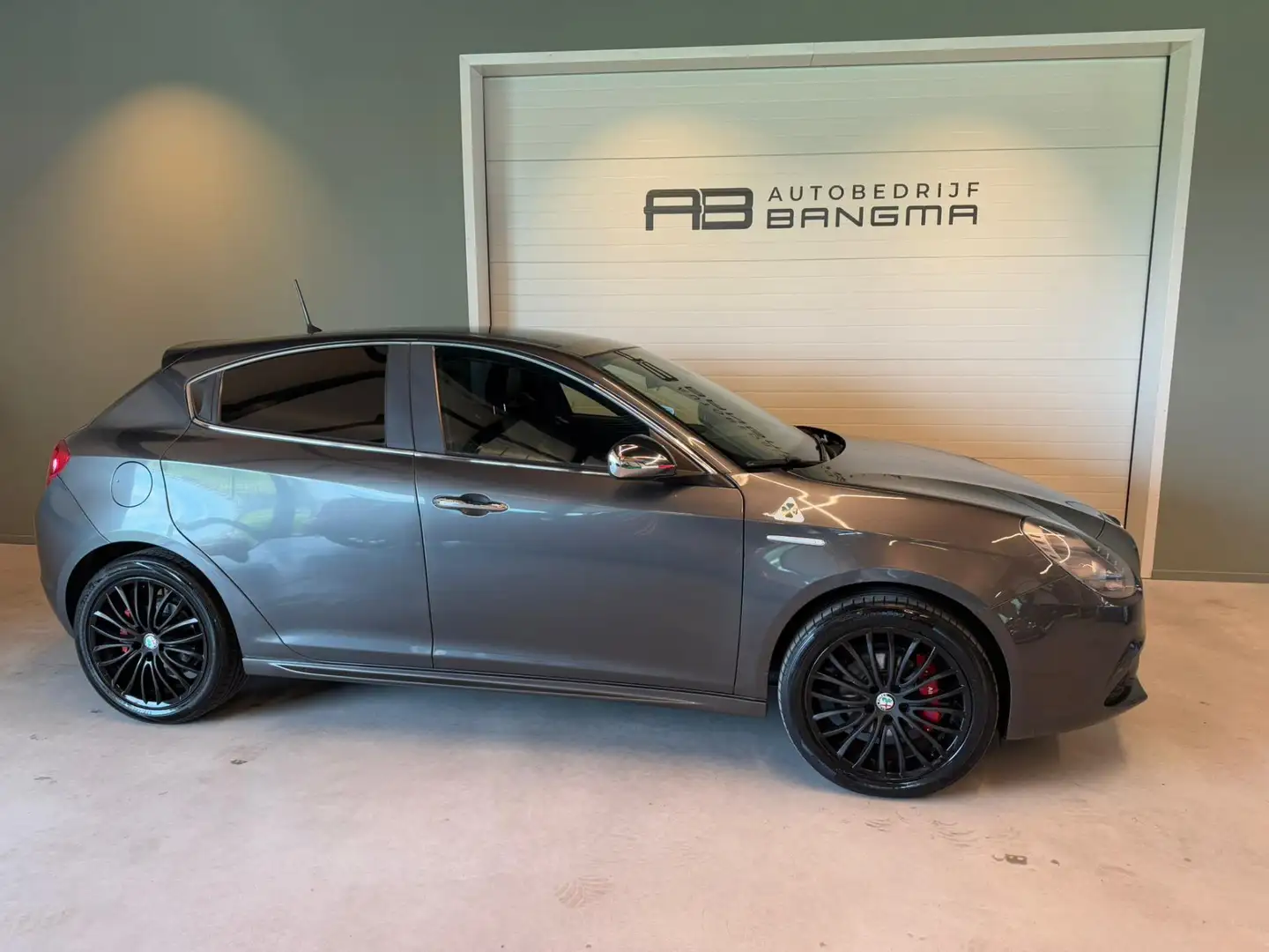 Alfa Romeo Giulietta 1.4 TURBO LPG G3/CLIMA AIRCO/ZWARTE LM-VELG/LEREN Gris - 2