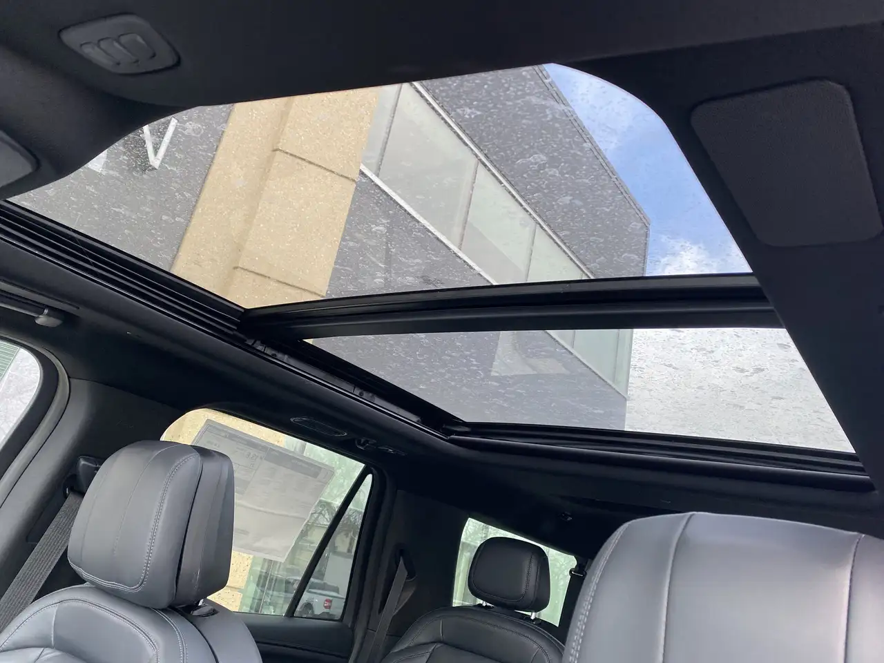 Lincoln Navigator снимка Lincoln Navigator