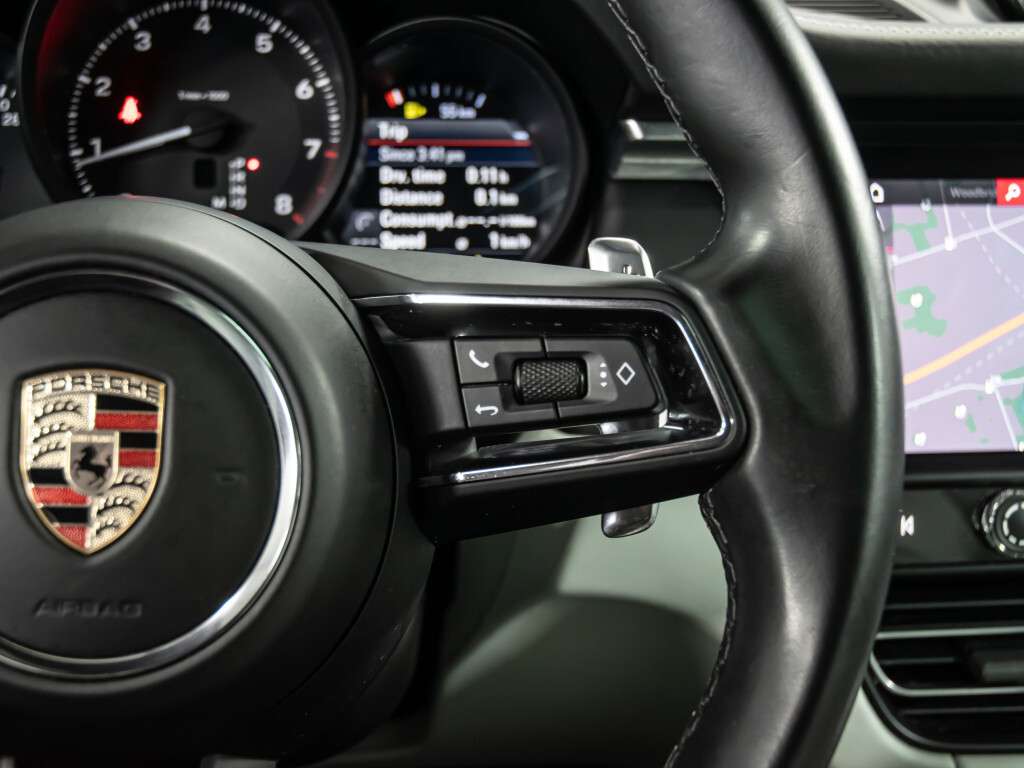 2023 Porsche Macan PLATINUM EDITION 4dr All-Wheel Drive Automatic thumb 10