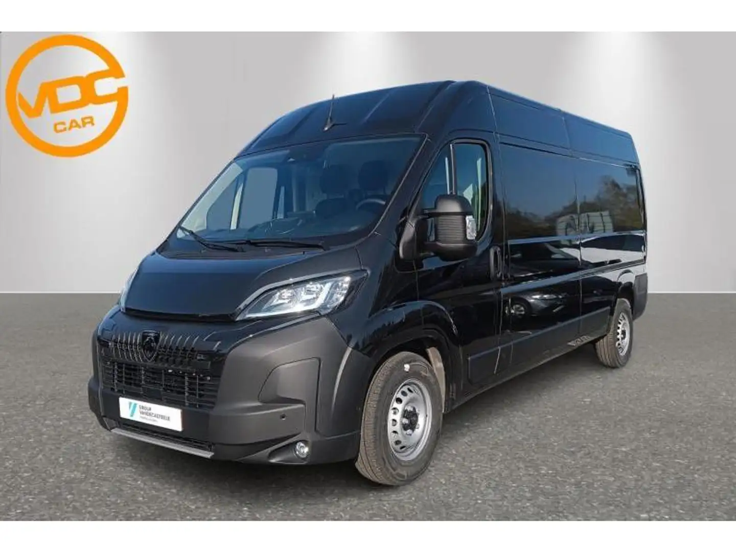 Peugeot Boxer 335 L3H2 180pk autom Černá - 1
