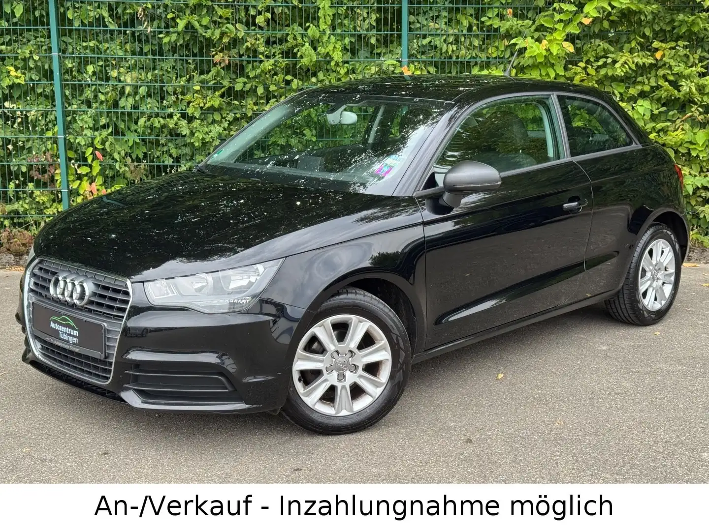 Audi A1 1.2 TFSI attraction NAVI | SHZ | KLIMA | PDC Schwarz - 1