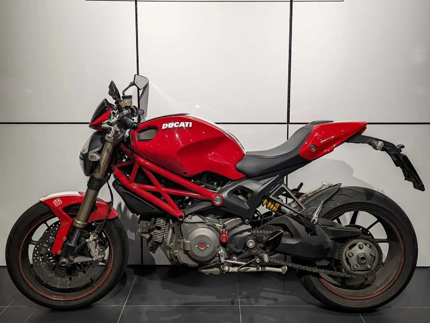 Ducati Monster 1100 EVO Rosso - 1