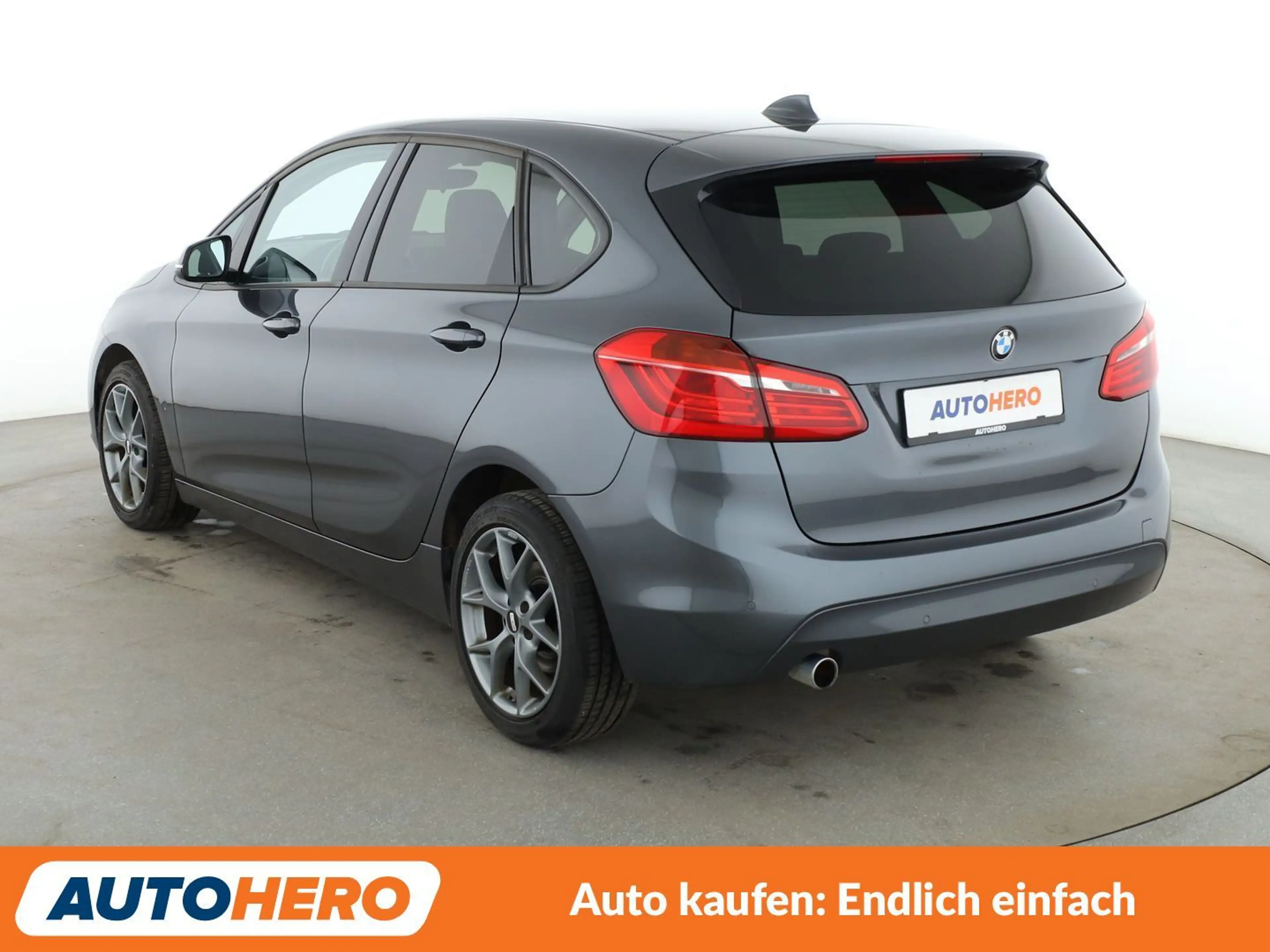 BMW 214 214d Active Tourer Basis *NAVI*TEMPO*PDC*SHZ* — photo 4