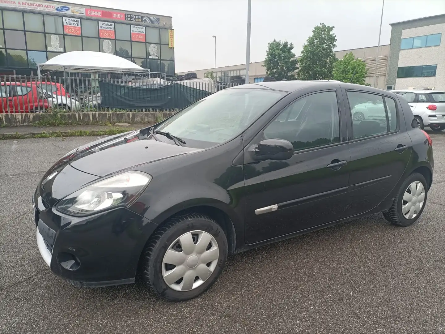 Renault Clio **NEOPATENTATI**EURO 5** Zwart - 1