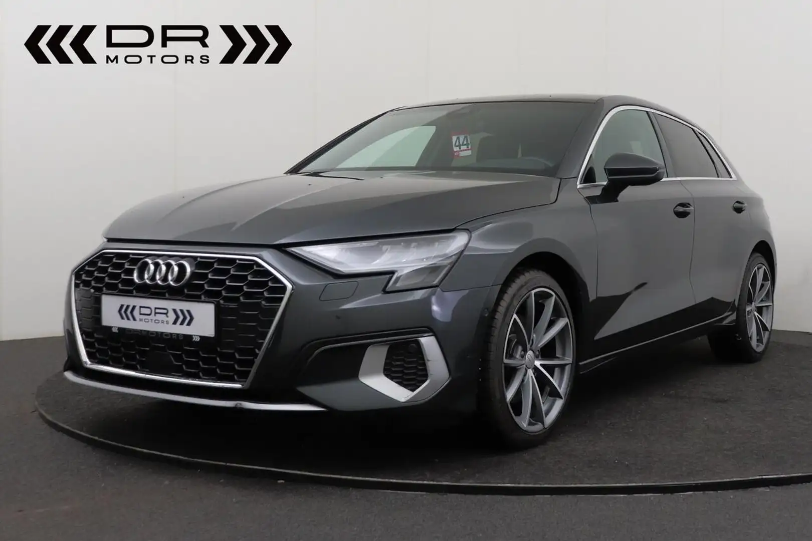 Audi A3 30TFSi S-TRONIC SPORTBACK BUSINESS EDITION  - V... Grau - 1
