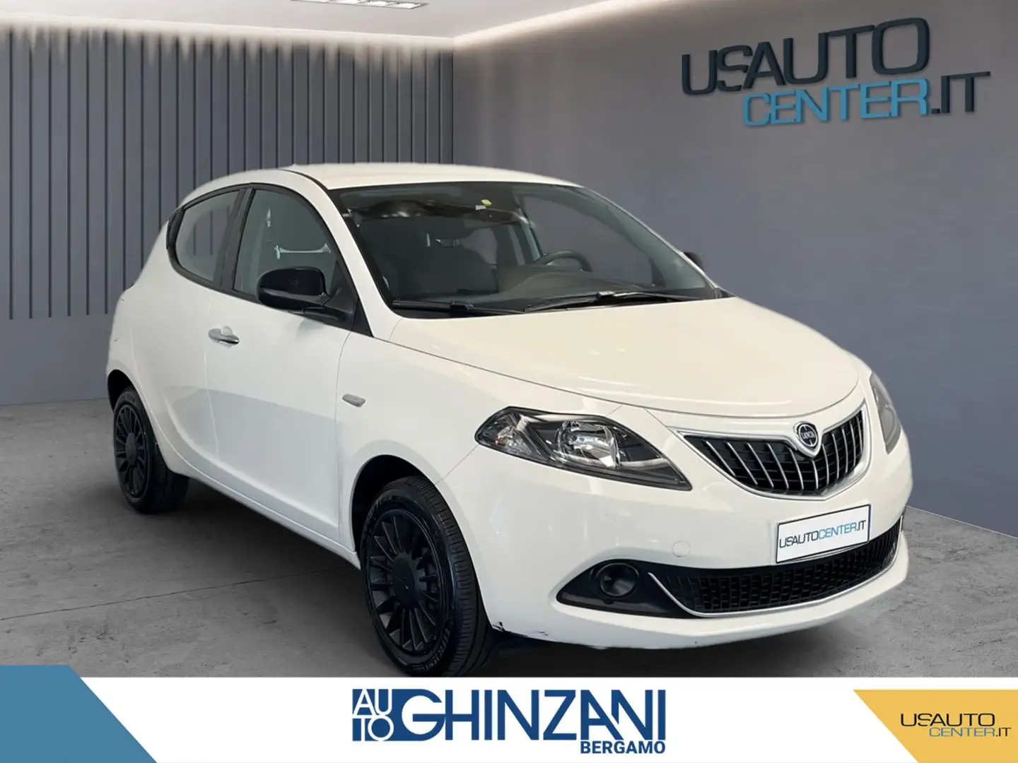 Lancia Ypsilon 1.0 FireFly 5 porte S&S Hybrid Silver Bianco - 2