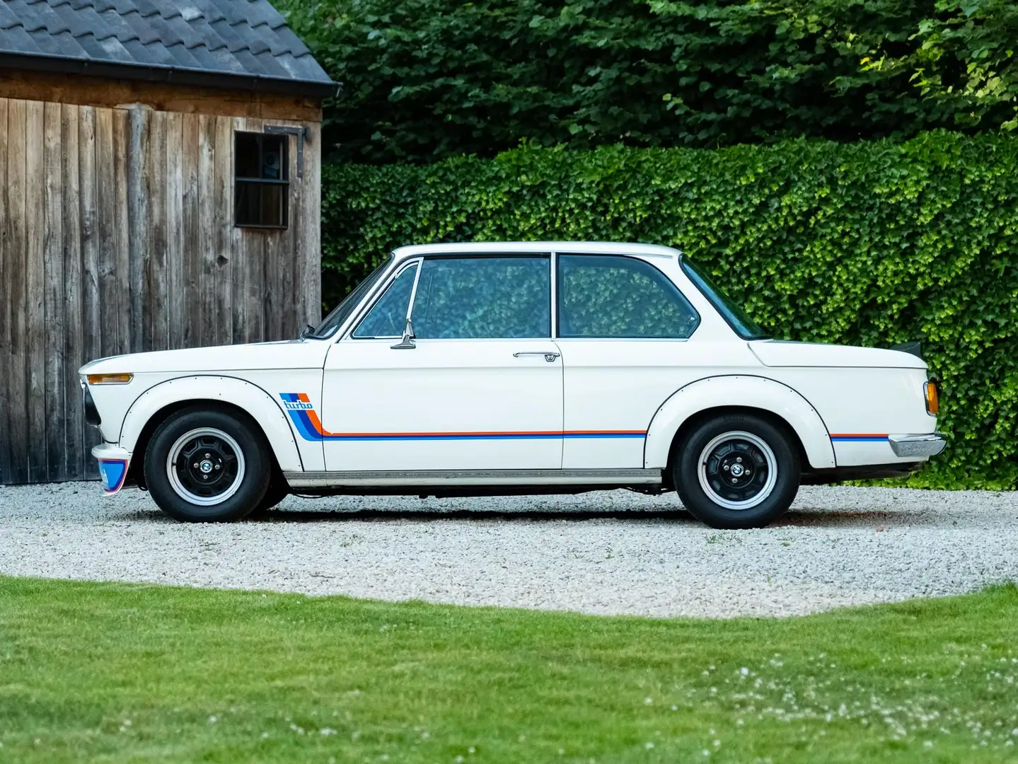 BMW 2002 Turbo - 2
