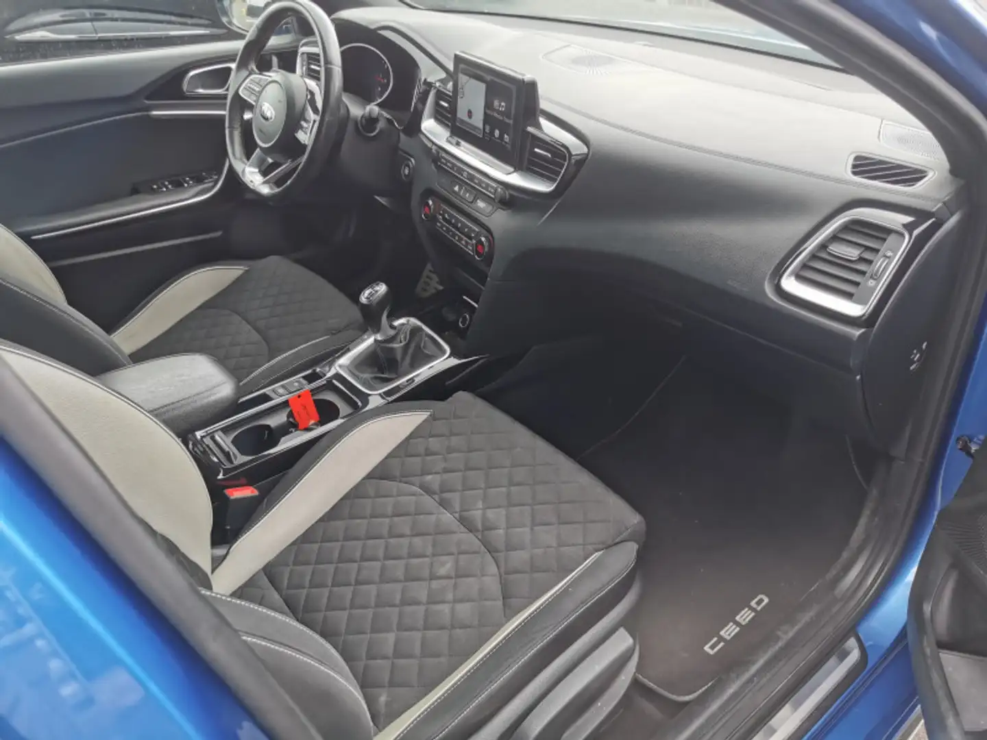 Kia Ceed / cee'd 1.6 CRDI 115CH GT LINE Bleu - 2