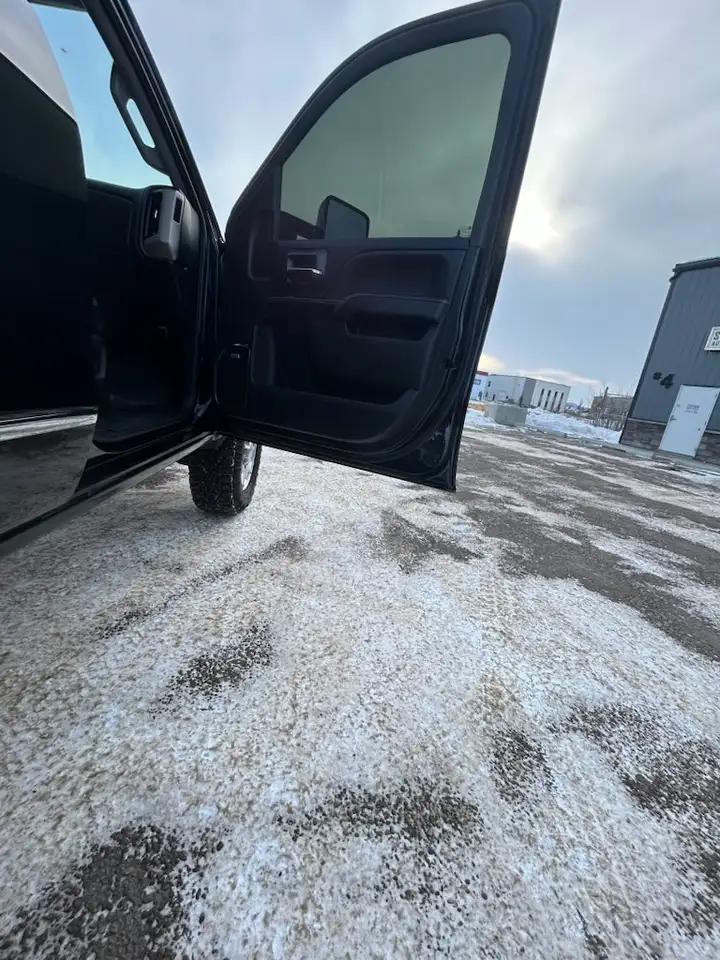 GMC Sierra 2500HD снимка GMC Sierra 2500HD