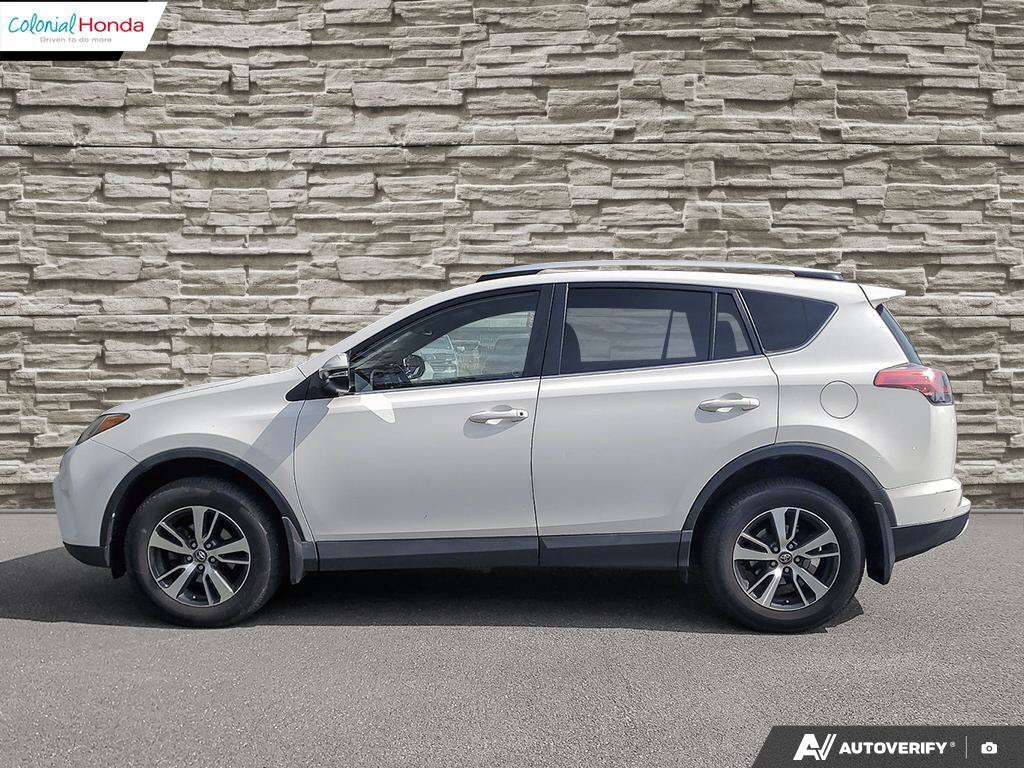 2016 Toyota RAV4 XLE — снимка 1