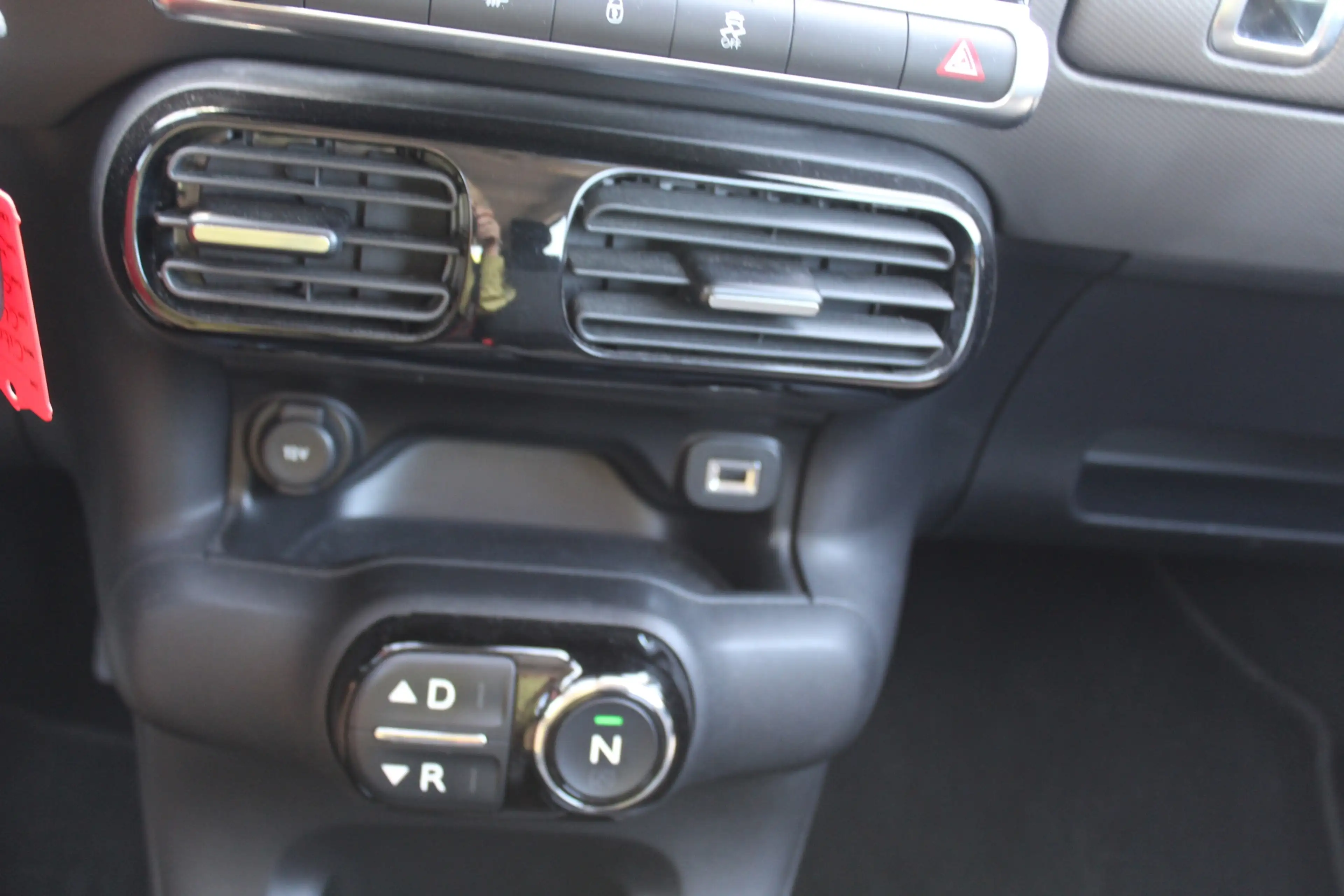 Citroen C4 Cactus 1.2 PureTech Business automaat NAP RIJKLAAR PRIJS — photo 28