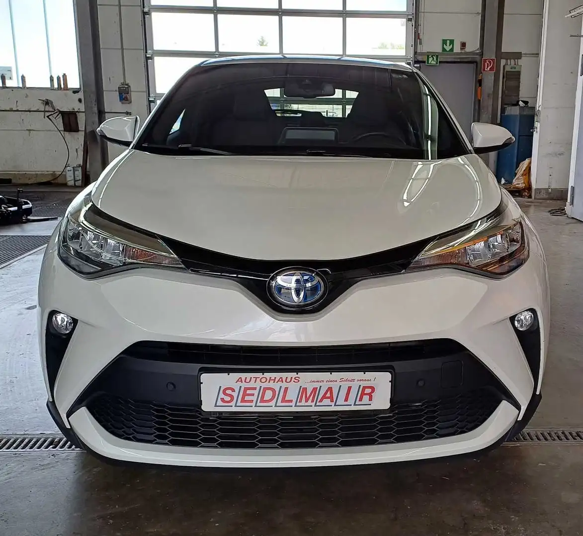 Toyota C-HR Team-D 1.8 Hybrid Team-D Blanc - 2