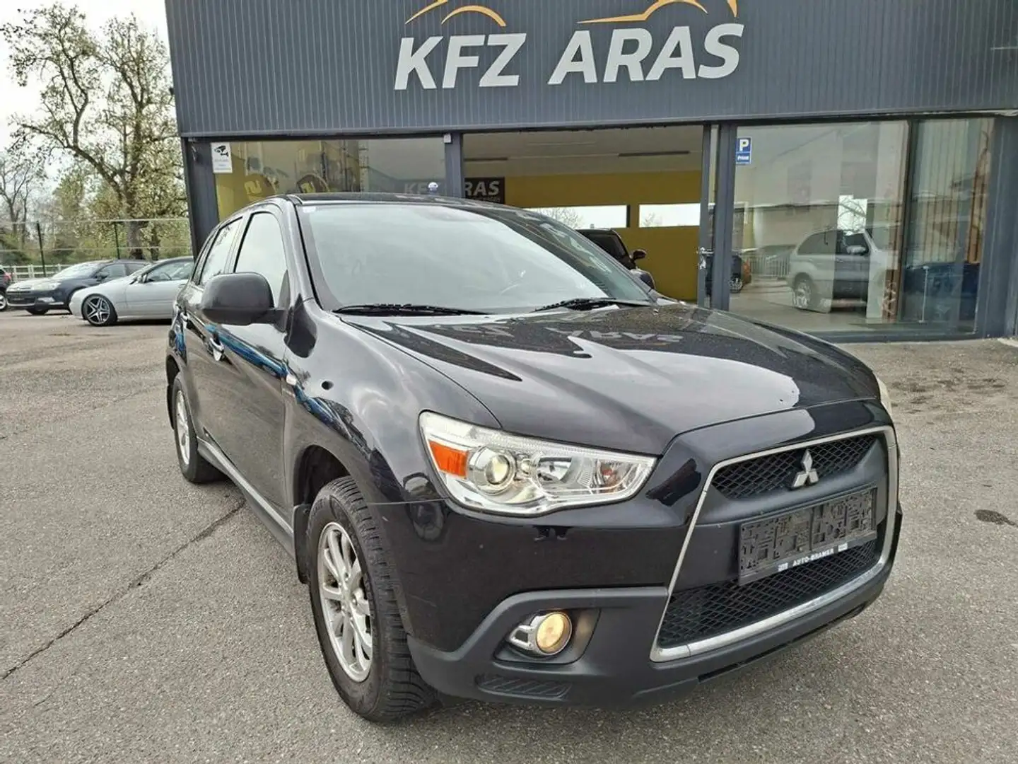 Mitsubishi ASX ASX Invite 4WD AHK, PDC, KLIMA Schwarz - 1