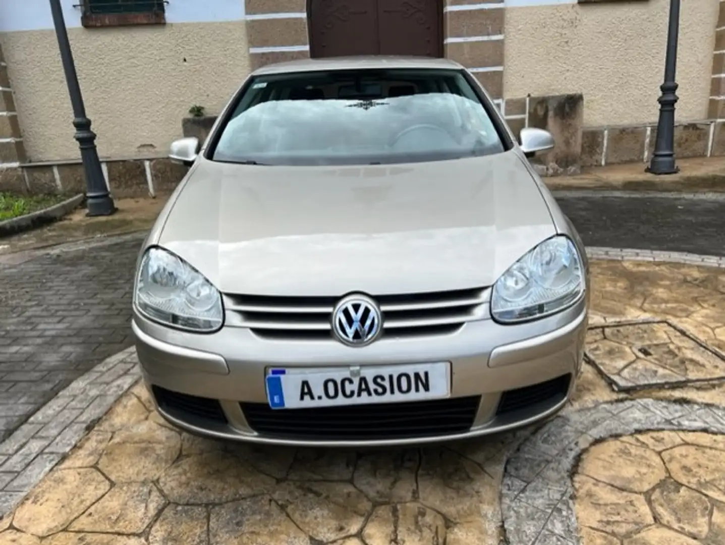 Volkswagen Golf 1.6 Sportline Beige - 2