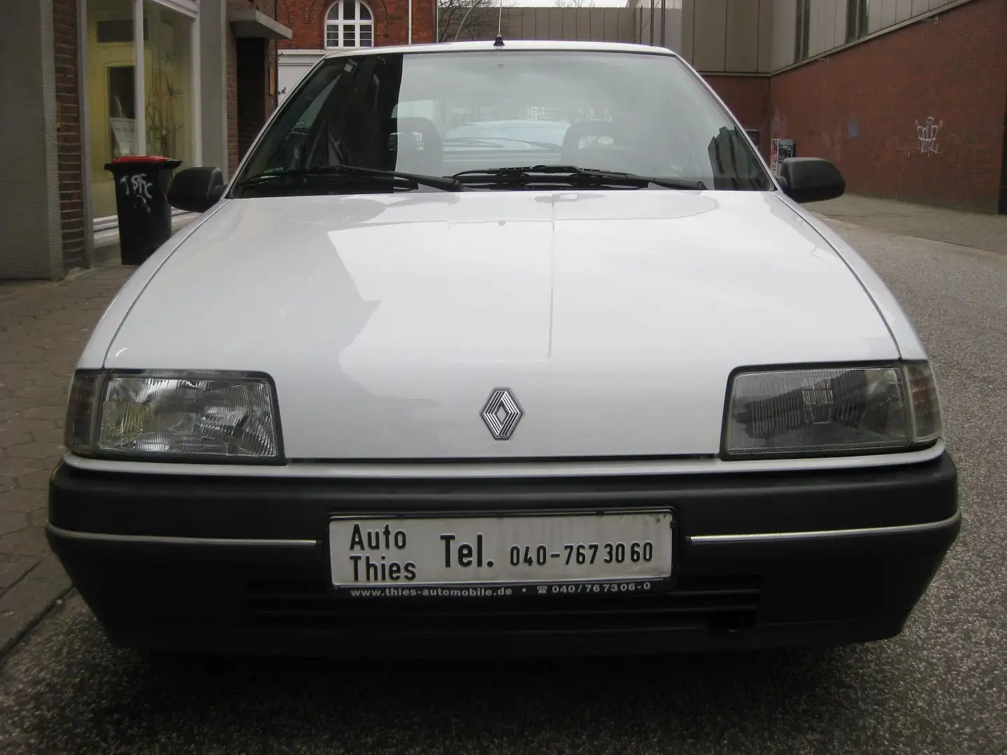 Renault R 19 GTR äußerst gepflegt 2.Hd. Allwetterreifen Beyaz - 1