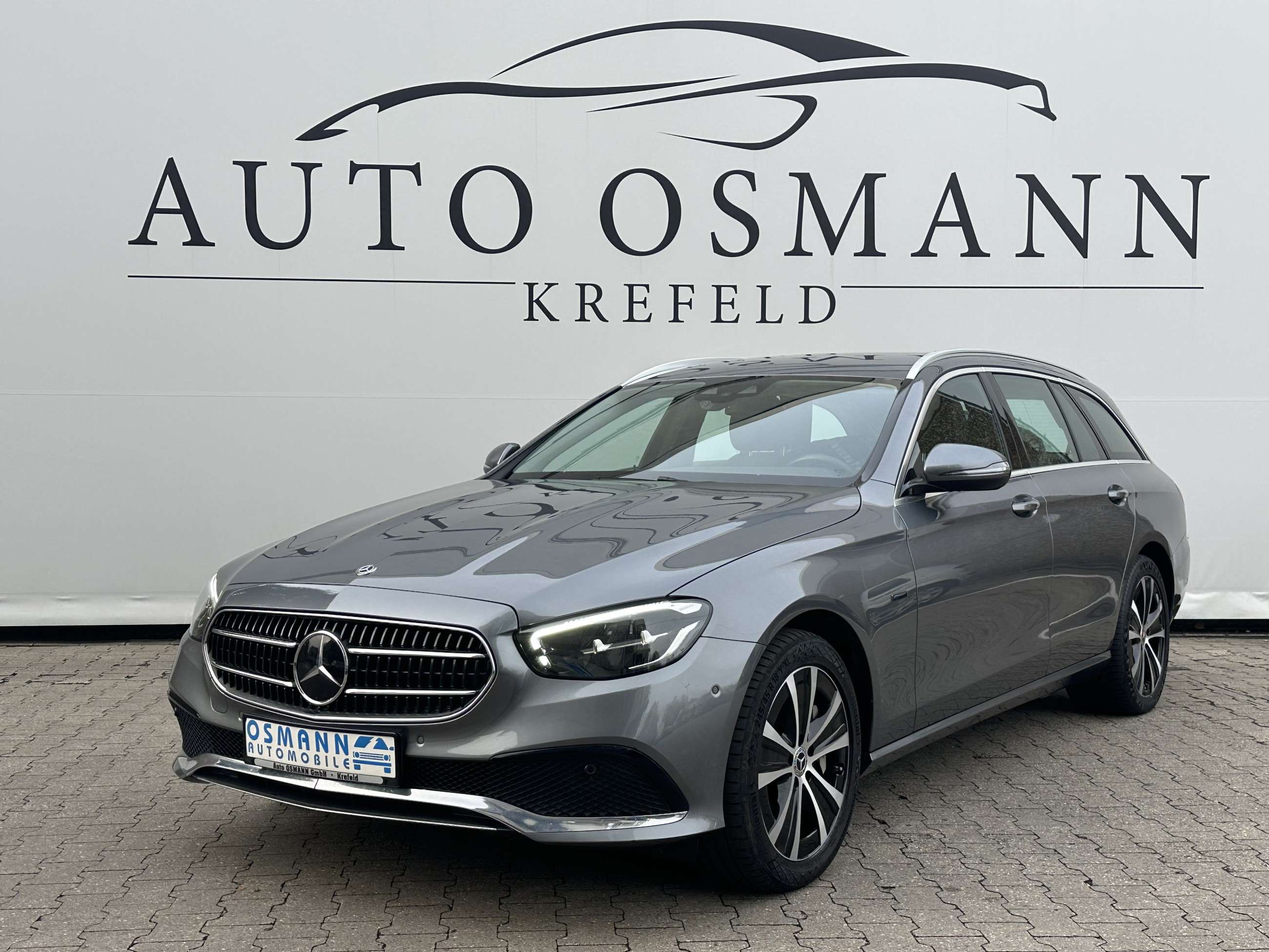 Second hand Mercedes Benz E-Class 300