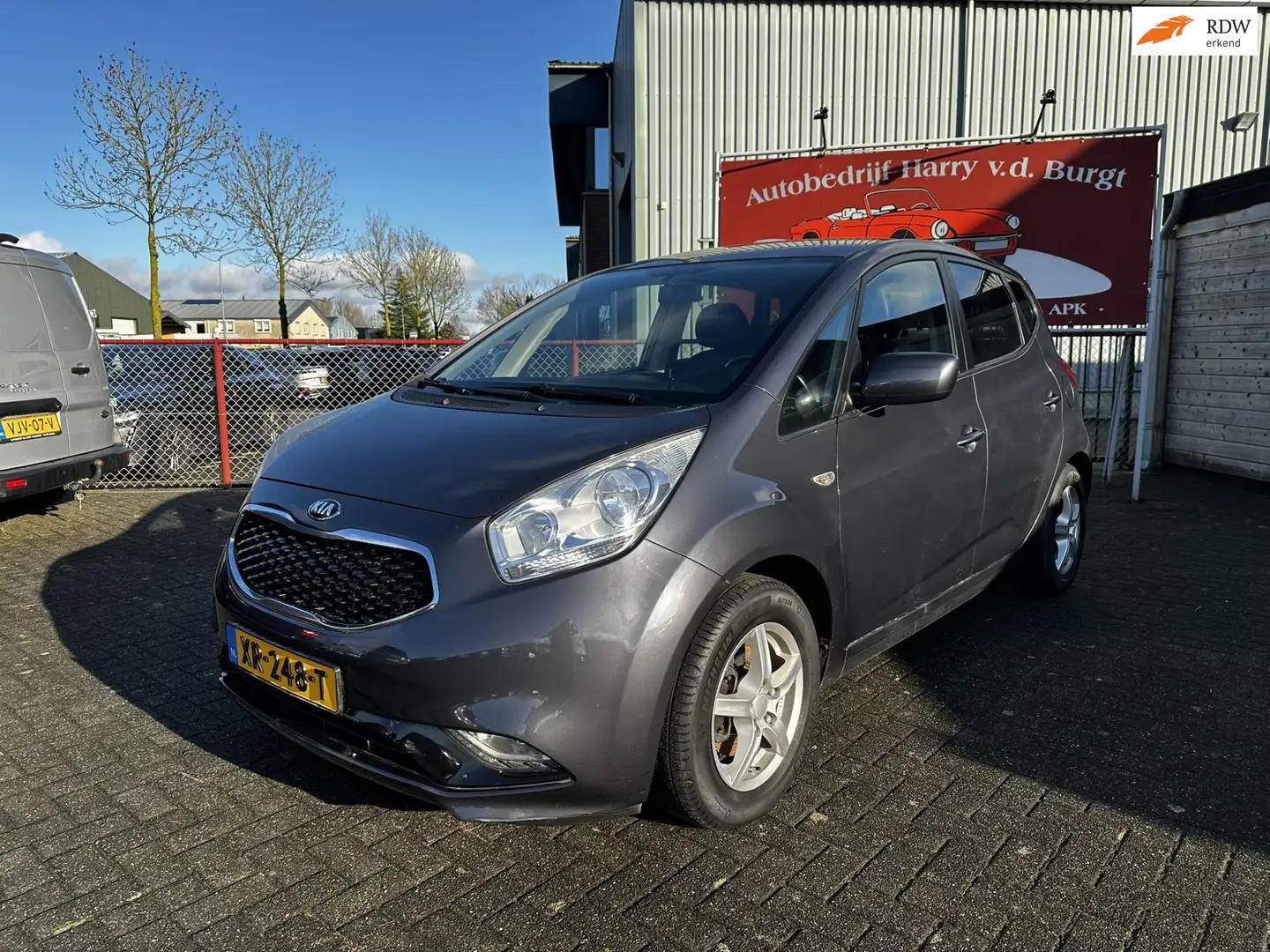Kia Venga 1.4 CVVT DynamicPLusLine Trekhaak | Camera | Navig Gris - 1