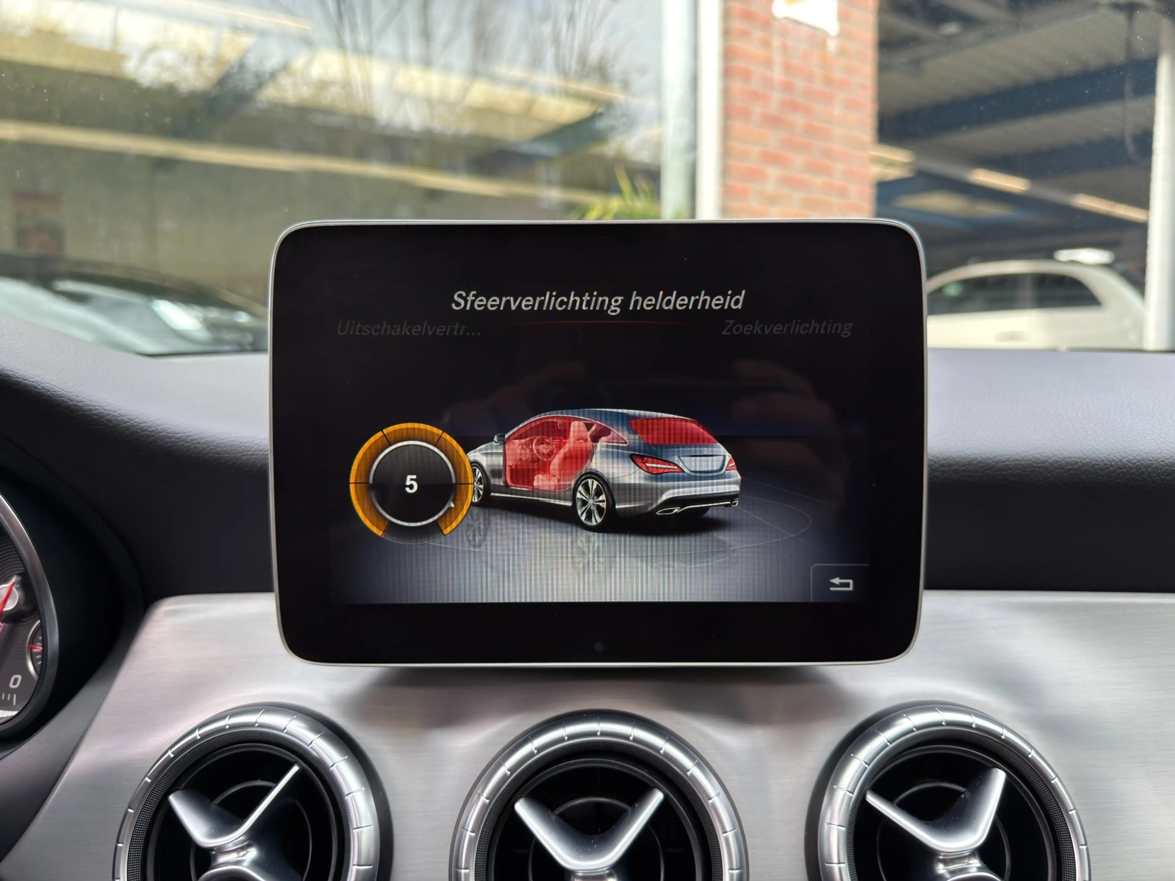 Mercedes-Benz CLA 180 Shooting Brake Business Solution AMG | Panorama | — photo 20