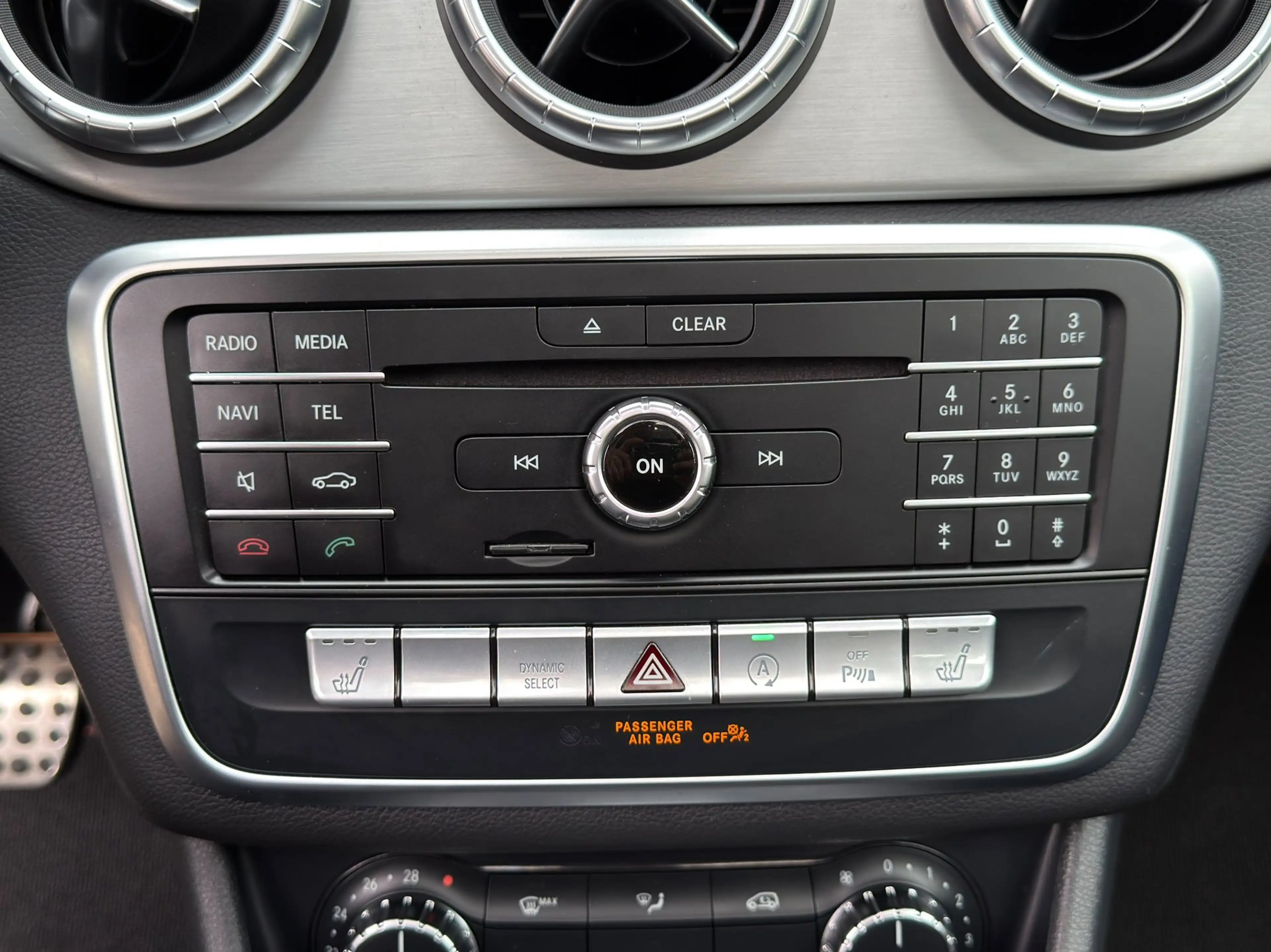 Mercedes-Benz CLA 180 Shooting Brake Business Solution AMG | Panorama | — photo 21