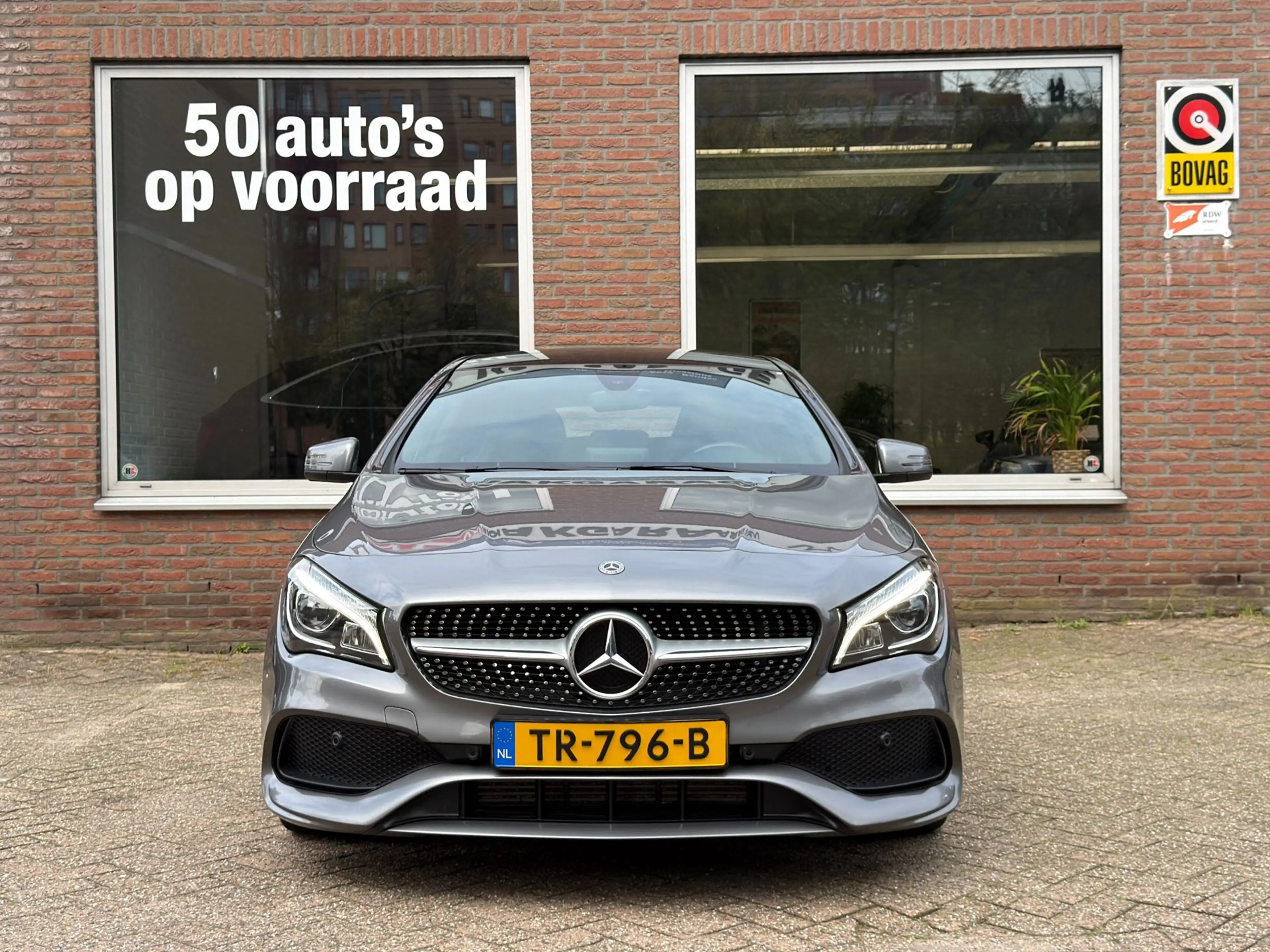 Mercedes-Benz CLA 180 Shooting Brake Business Solution AMG | Panorama | — photo 10