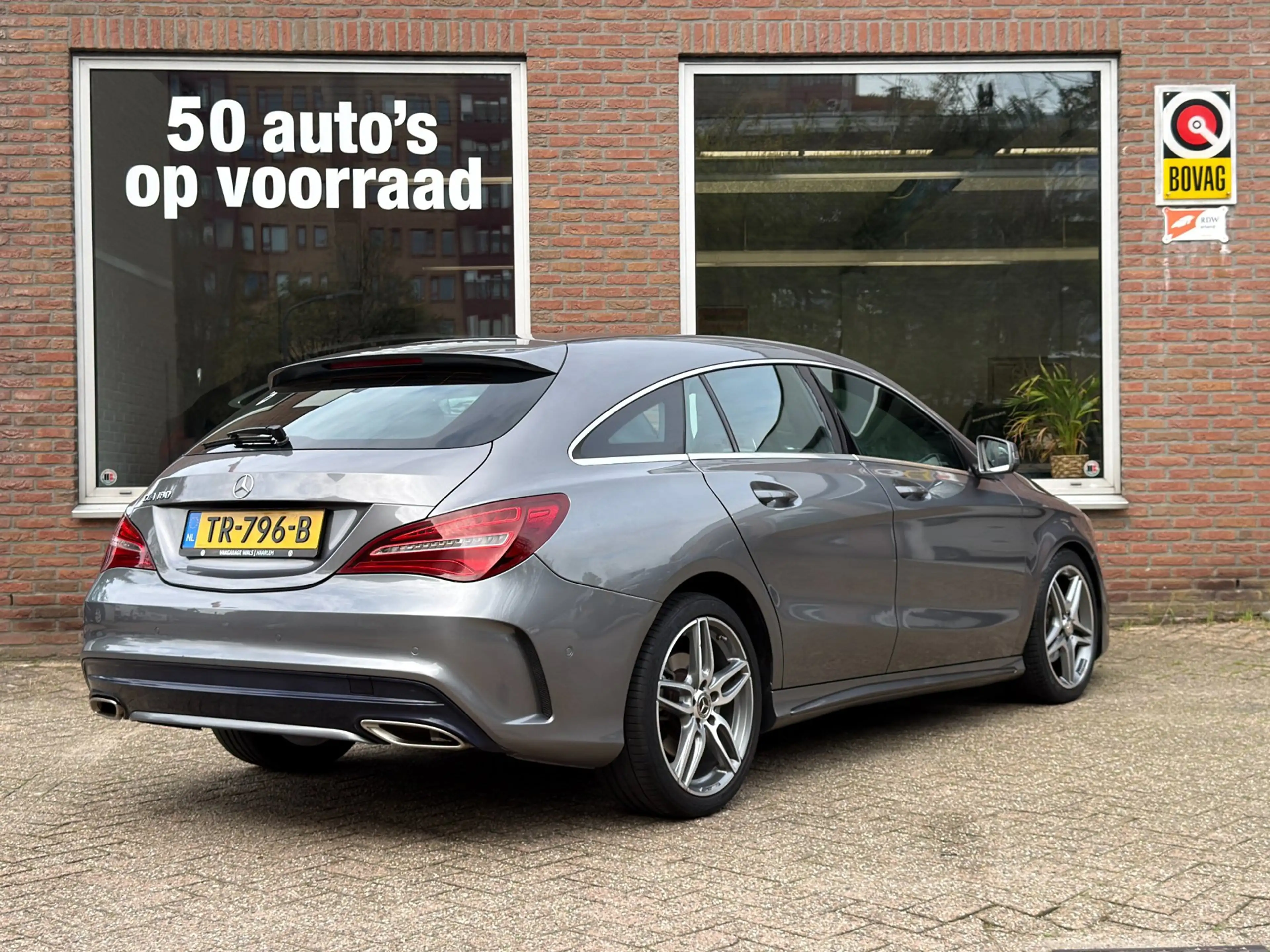 Mercedes-Benz CLA 180 Shooting Brake Business Solution AMG | Panorama | — photo 3