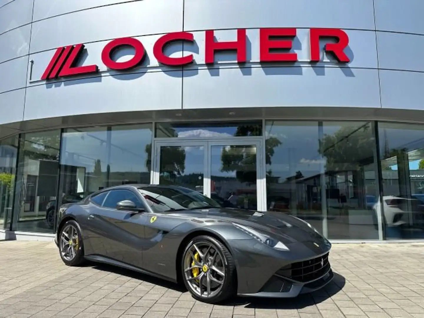 Ferrari F12 Ferrari F12  Berlinetta Gri - 1