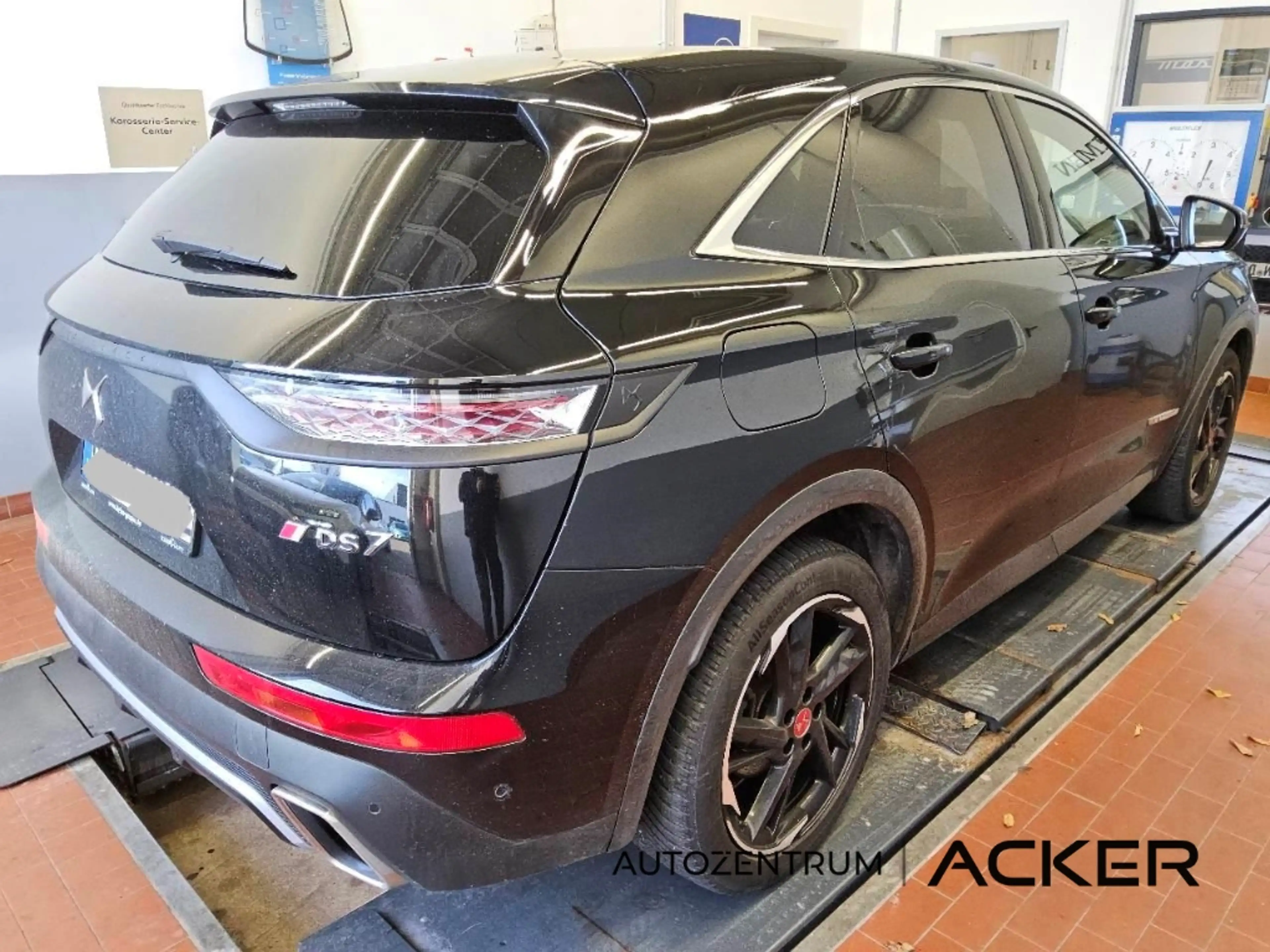 DS Automobiles DS 7 E-Tense PHEV 225 Performance Line 8AT. AHK — photo 4