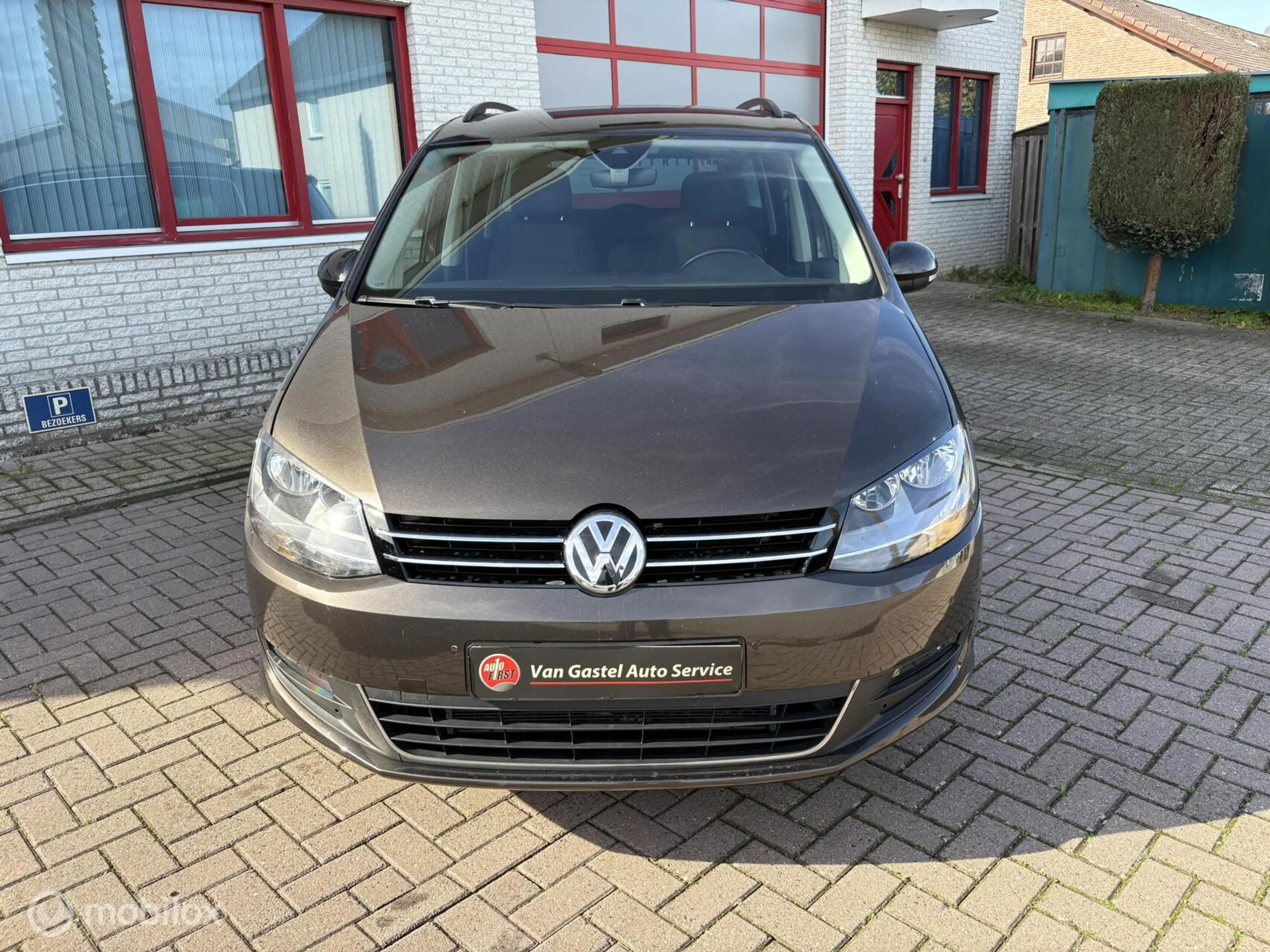 Volkswagen Sharan 1.4 TSI HIGHLINE/7PERS/NAVI/TREKHAAK — photo 2