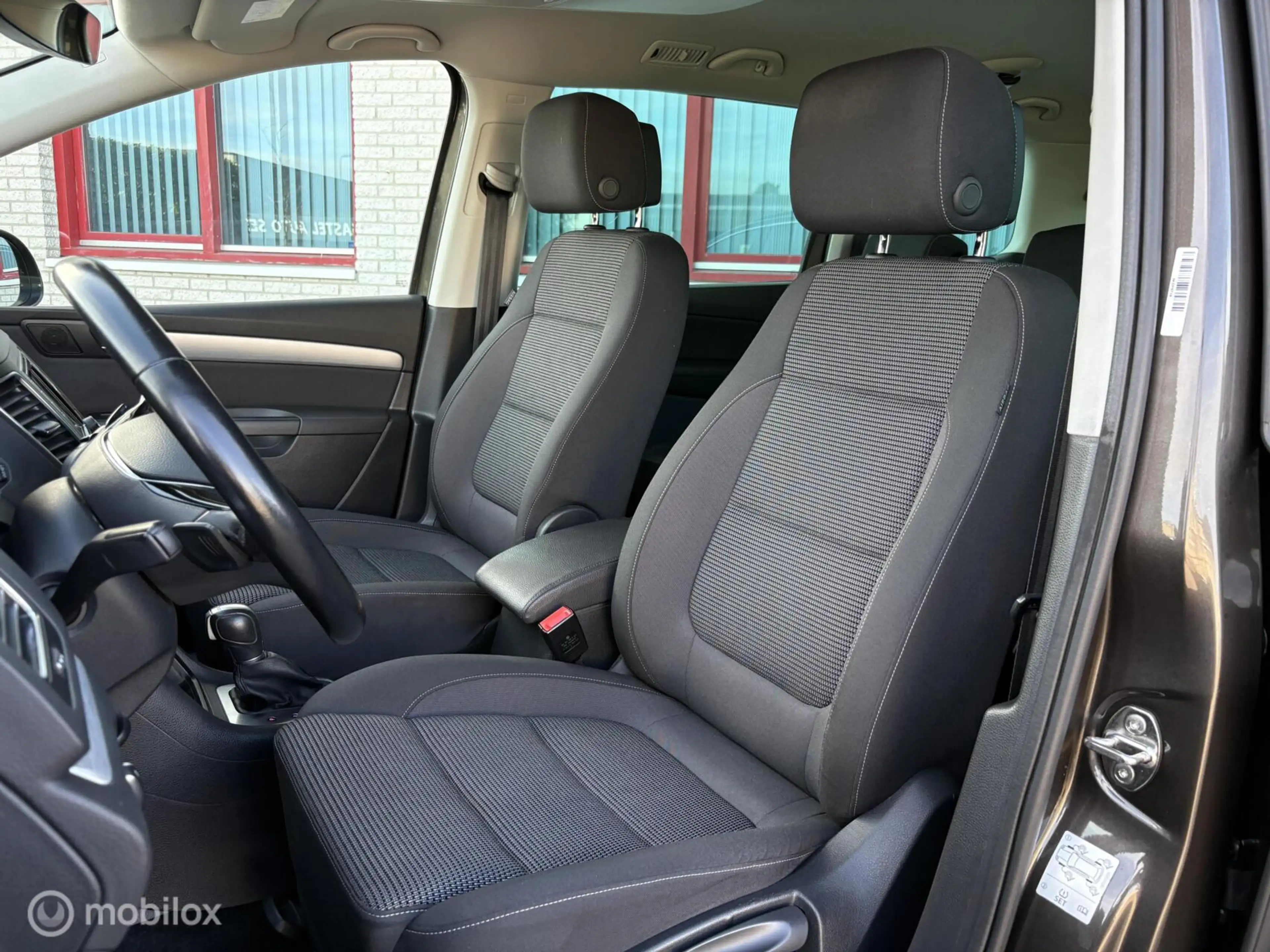 Volkswagen Sharan 1.4 TSI HIGHLINE/7PERS/NAVI/TREKHAAK — photo 8