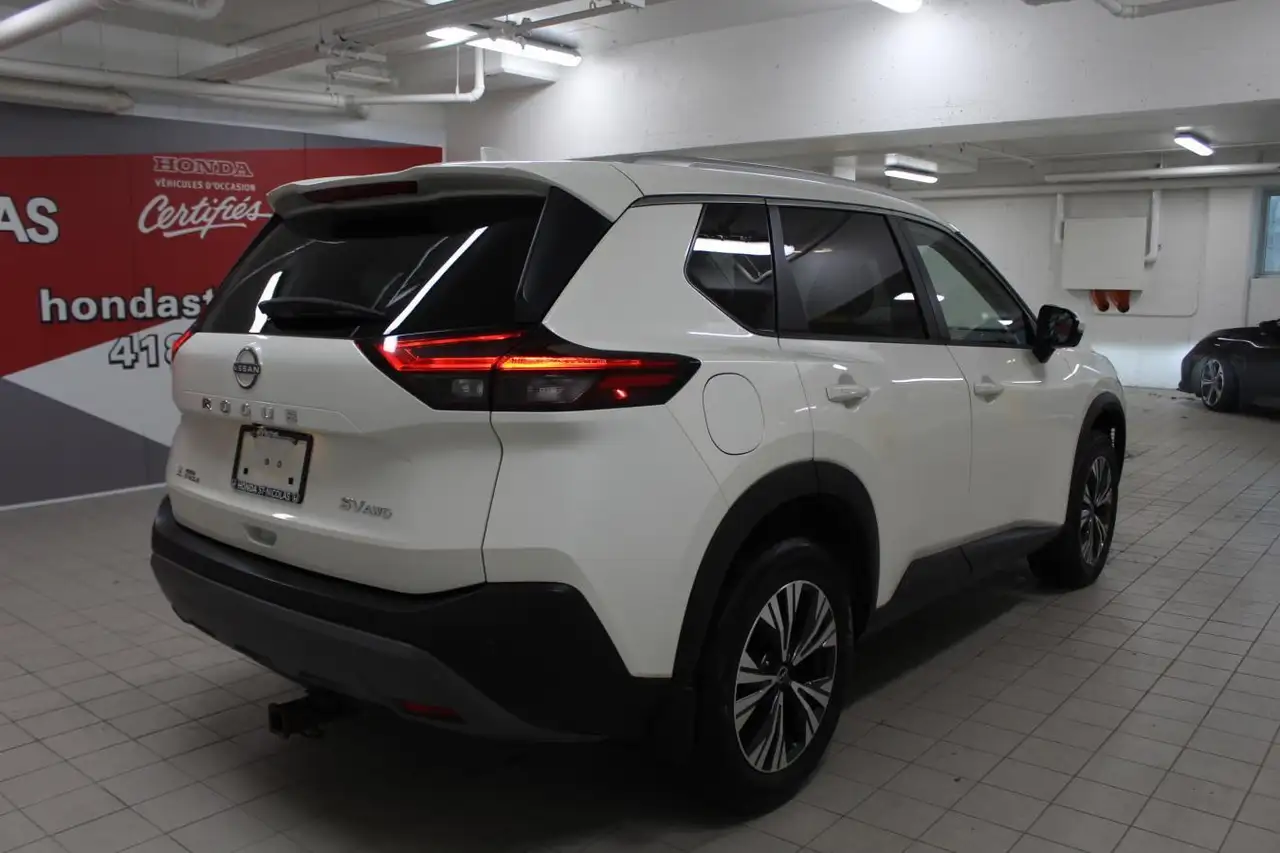Nissan Rogue снимка Nissan Rogue