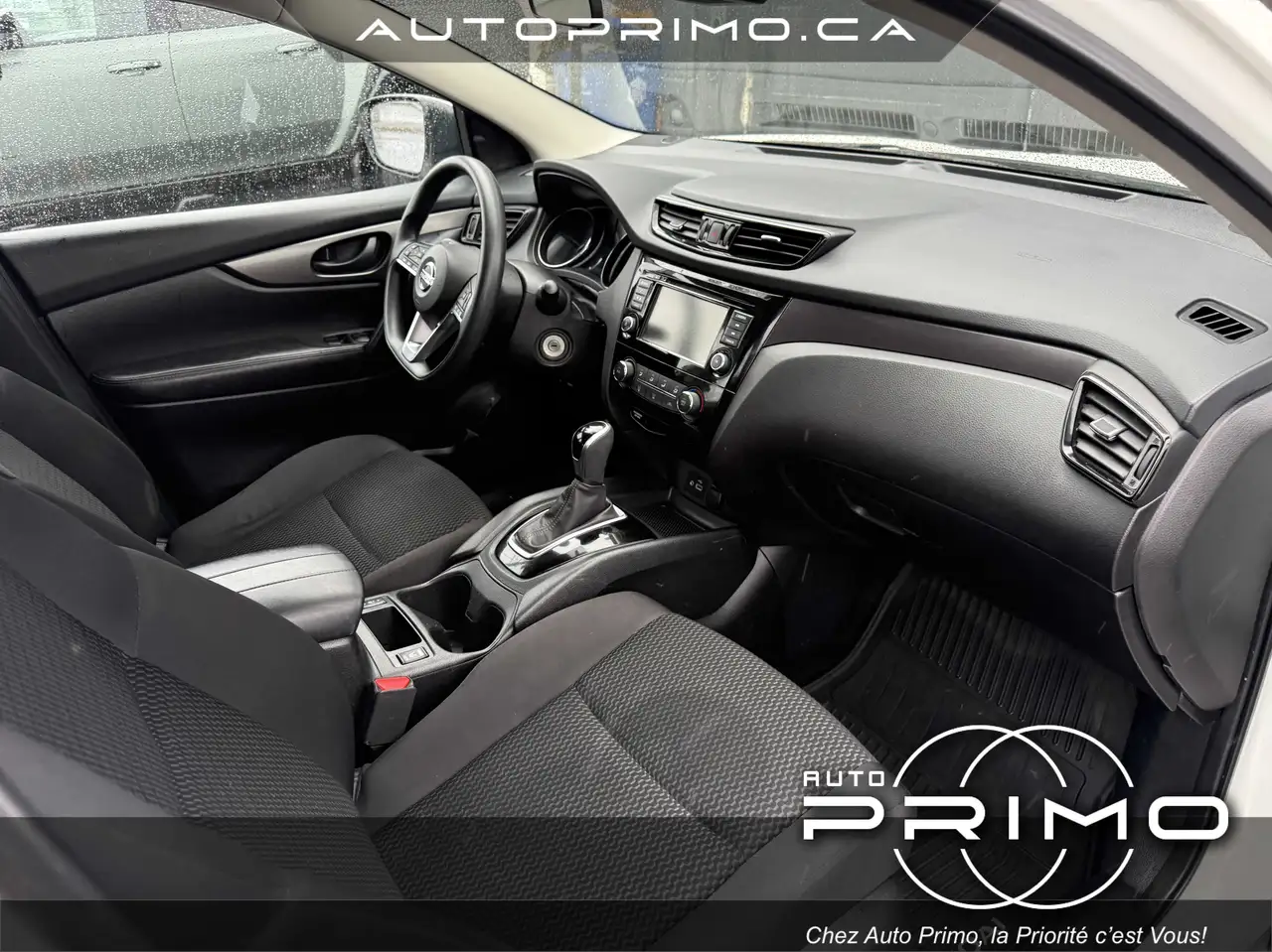Nissan Qashqai photo Nissan Qashqai
