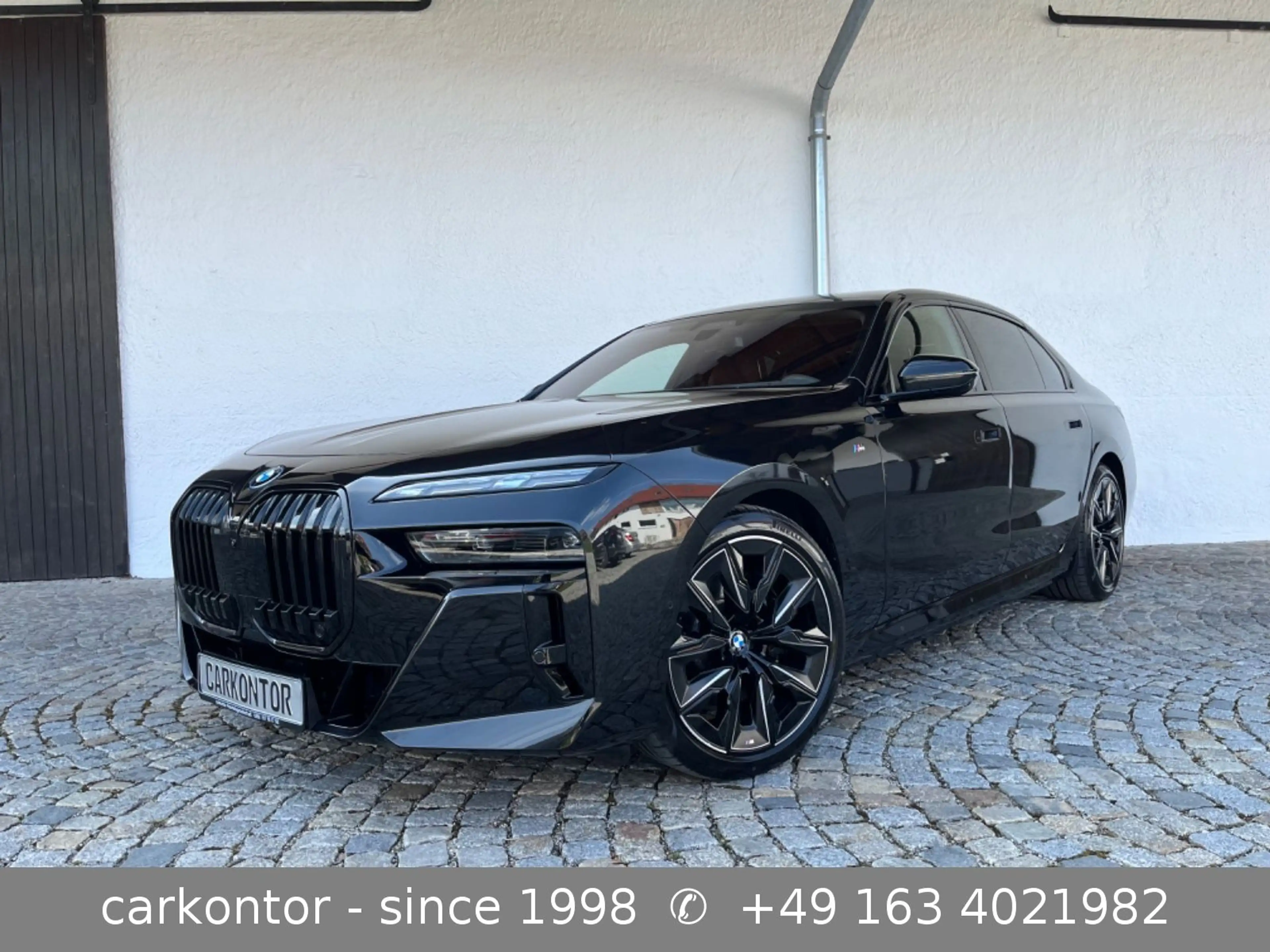 BMW i7 xDr 60 *M SPORT PRO*LOUNGE SEAT*B&W DI*LUSSO* — photo 2
