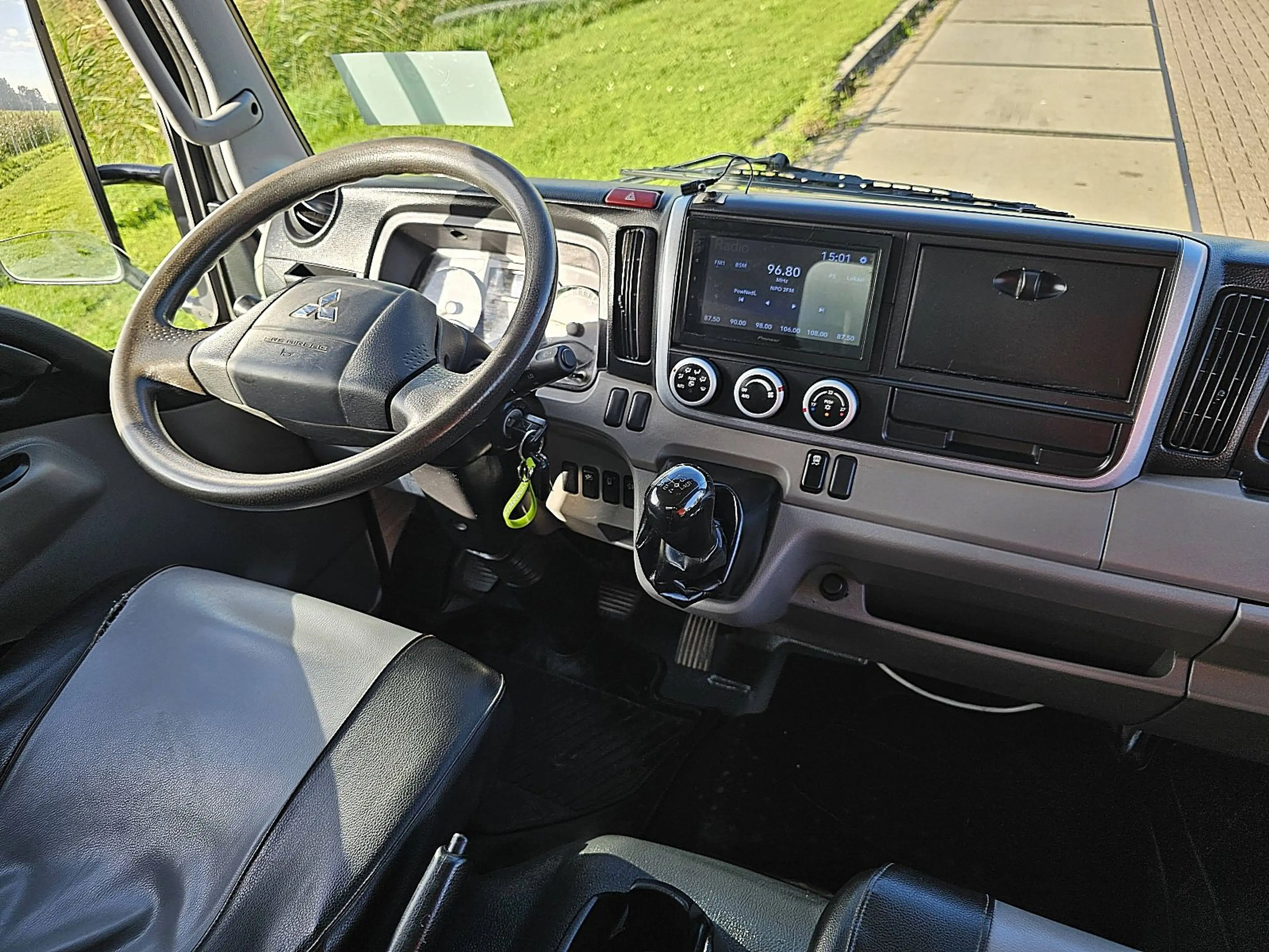 Mitsubishi Canter FUSO 3 C 15 34 KIPPER — photo 8