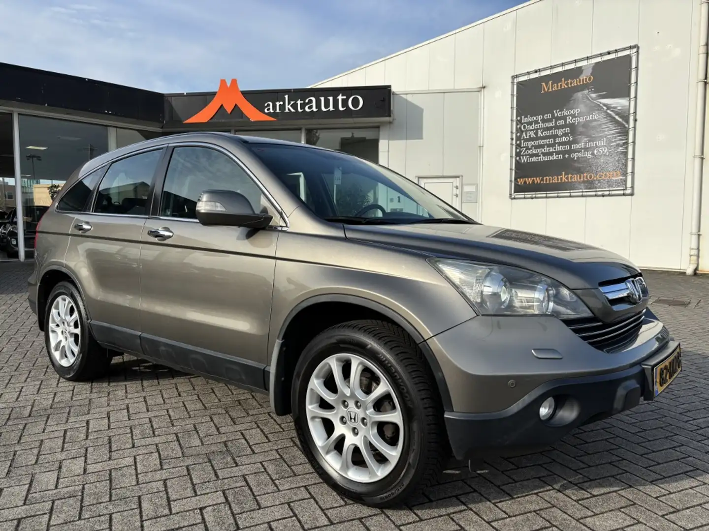 Honda CR-V 2.4i Executive Trekhaak Camera Cruise Parkeersenso Grijs - 1