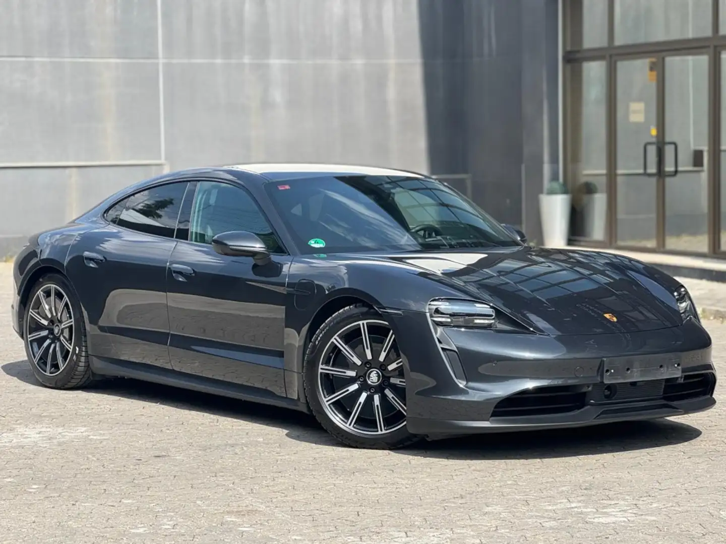 Porsche Taycan 4S Sport Turismo Gris - 1