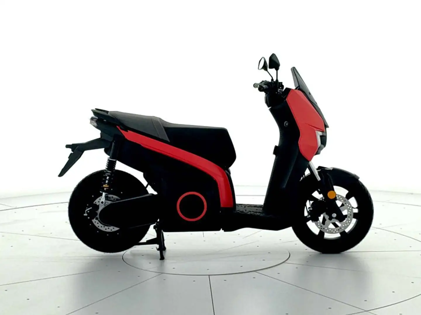 SEAT MO eScooter 125 Red   R9kW - 1
