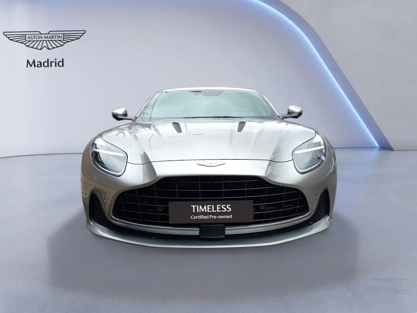 Aston Martin DB12 Coupe - 2