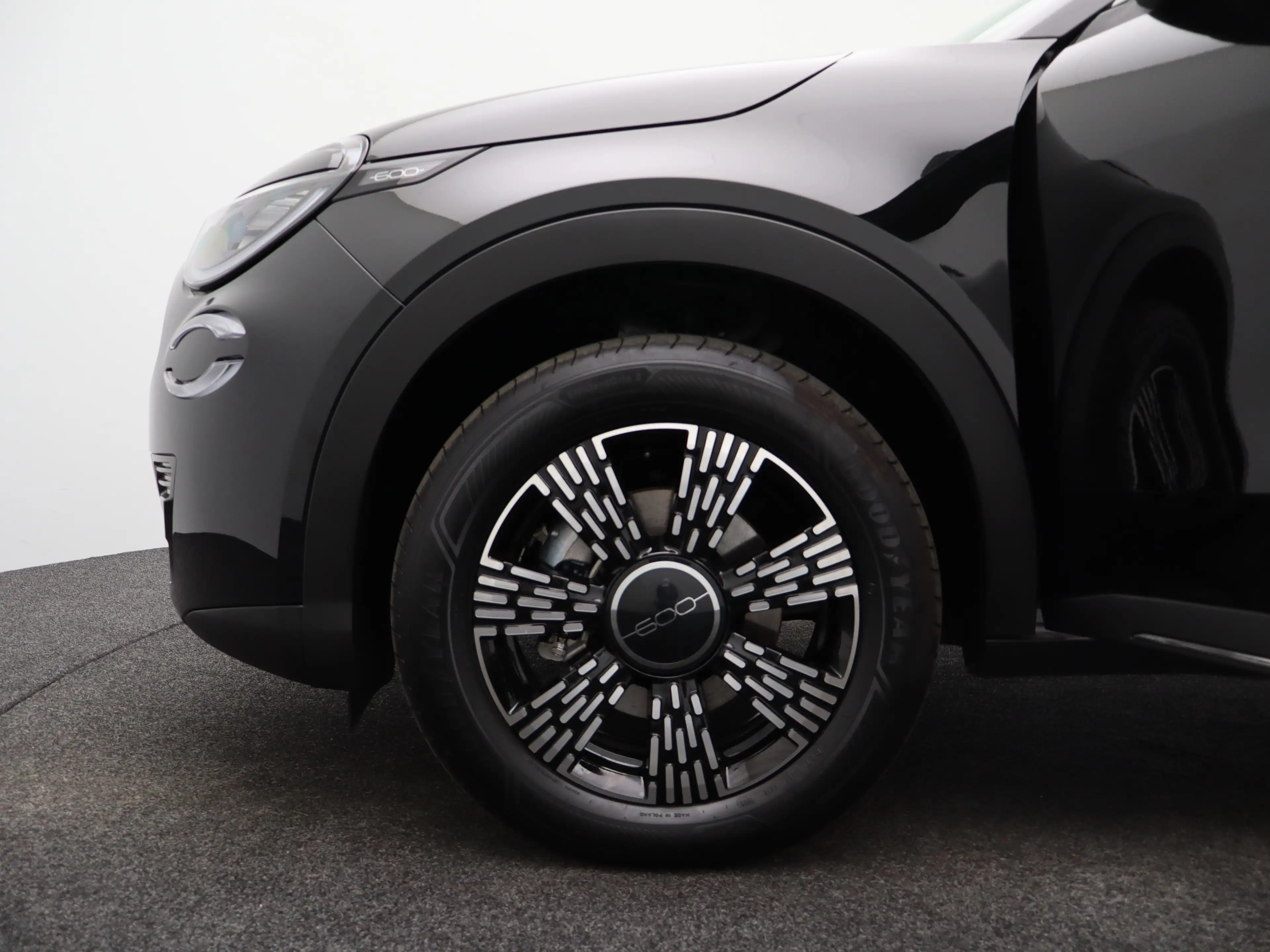 Fiat 600 1.2 Hybrid Urban Limited Black Edition Cruise Cont — photo 17