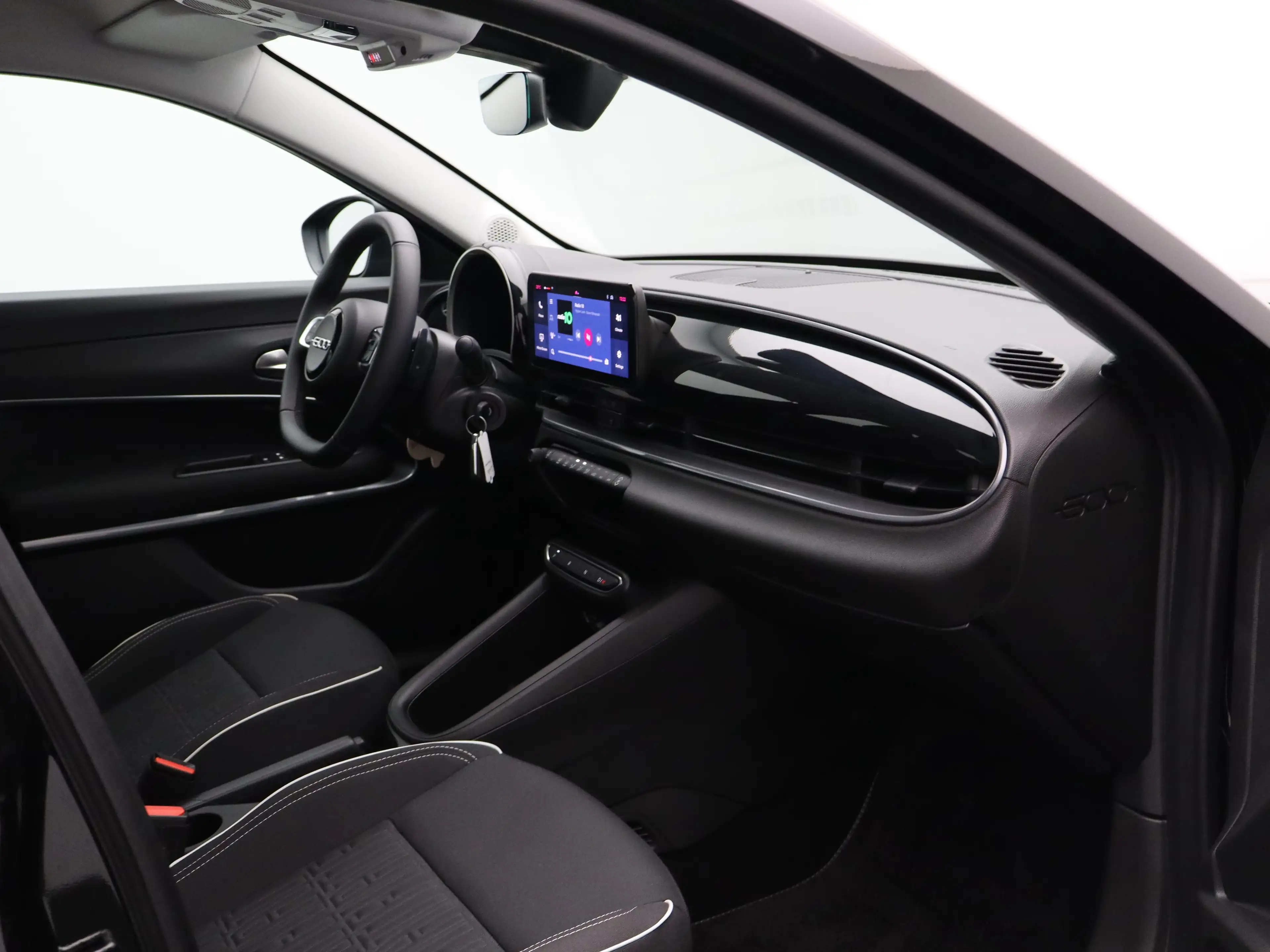 Fiat 600 1.2 Hybrid Urban Limited Black Edition Cruise Cont — photo 29