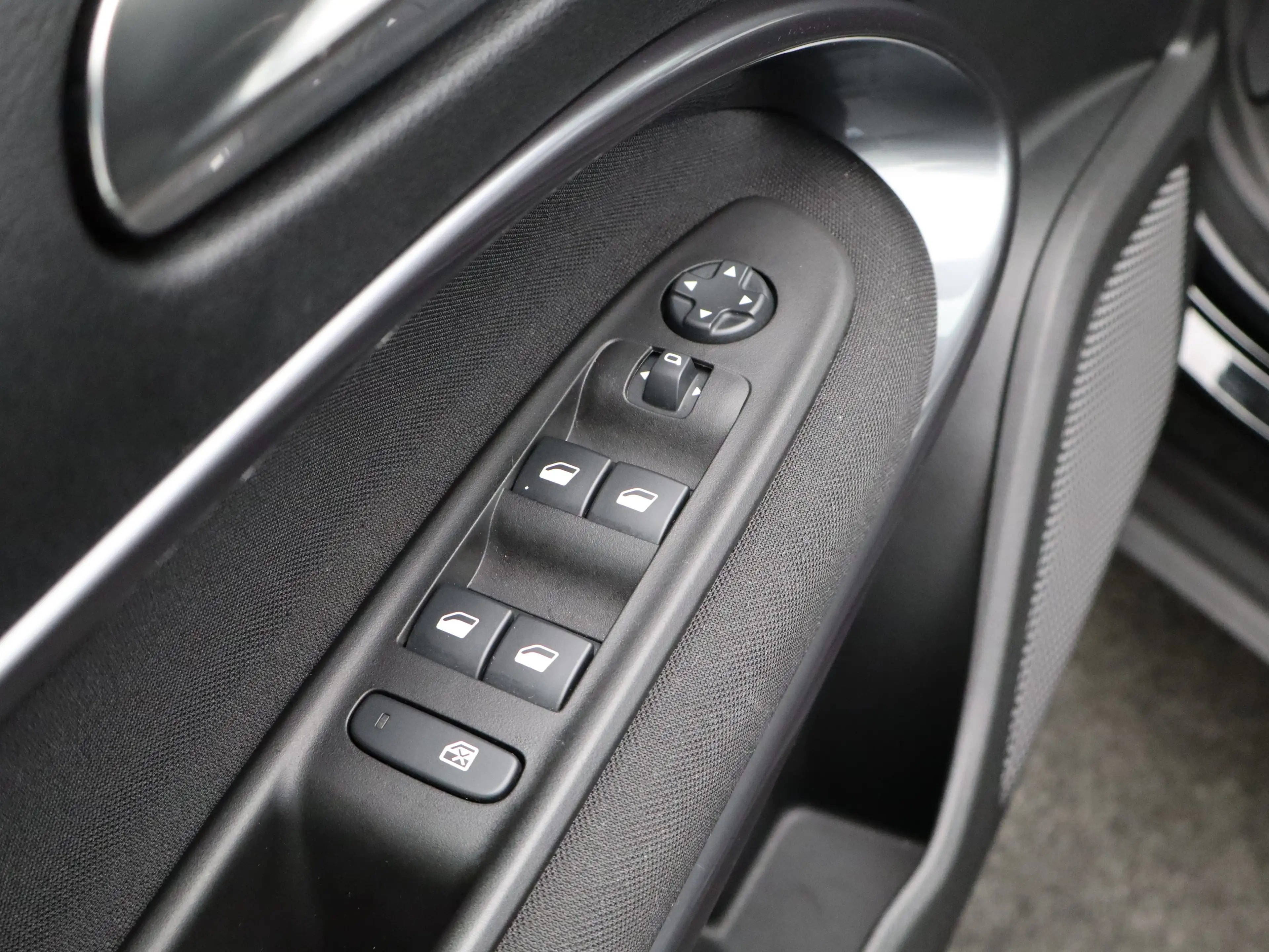 Fiat 600 1.2 Hybrid Urban Limited Black Edition Cruise Cont — photo 26