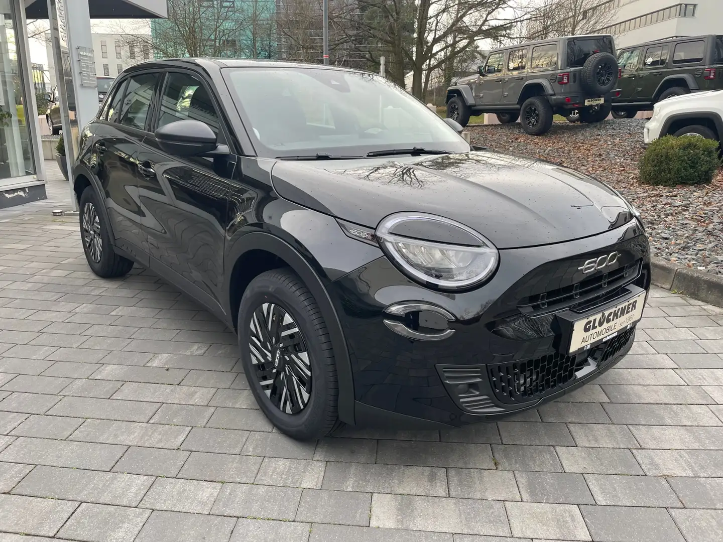 Fiat 600 Hybrid Schwarz - 2