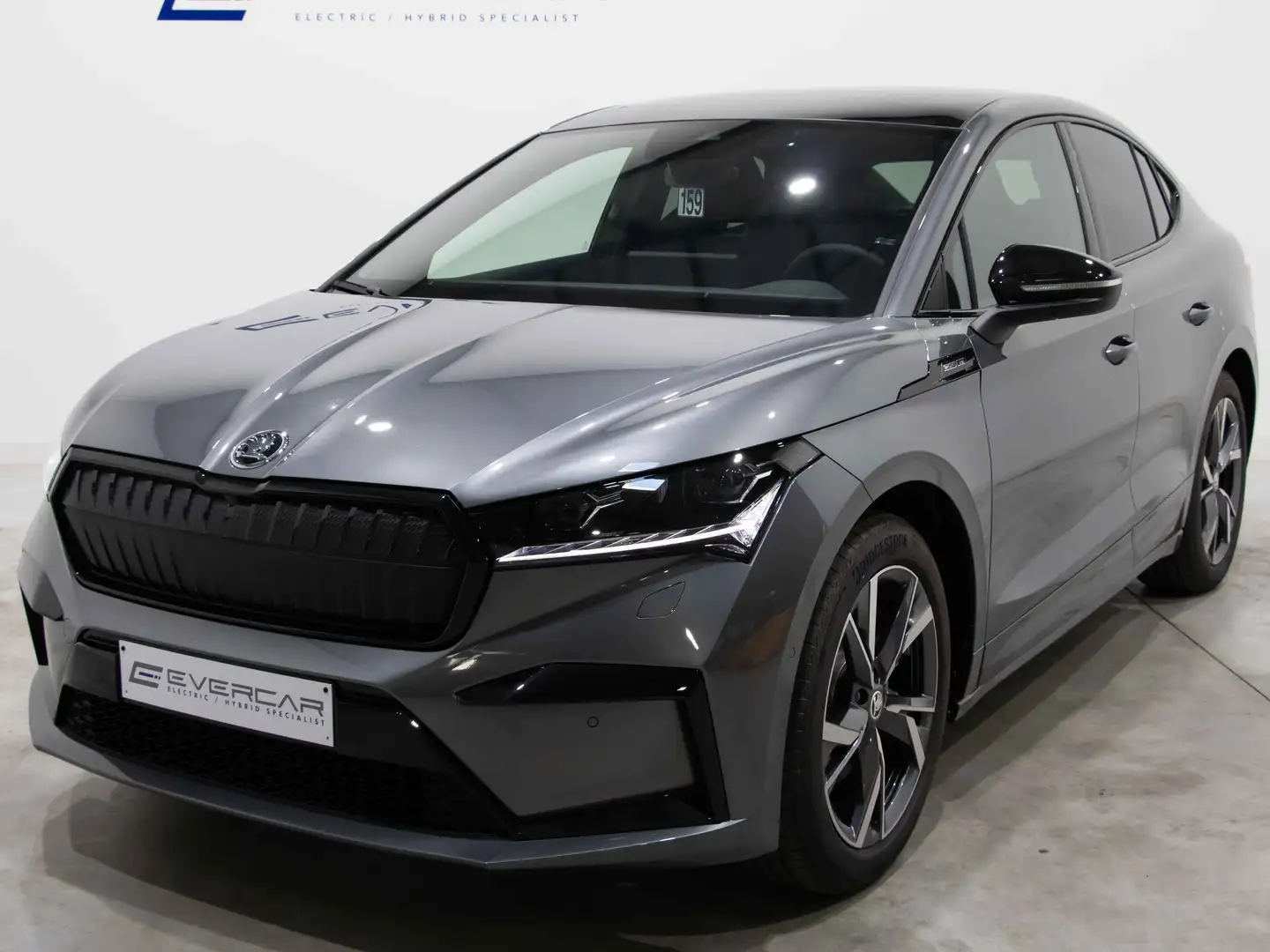 Skoda Enyaq Coupé 62 kWh SPORTLINE ***MATRIX*PANO*CAMERA*** Grijs - 1