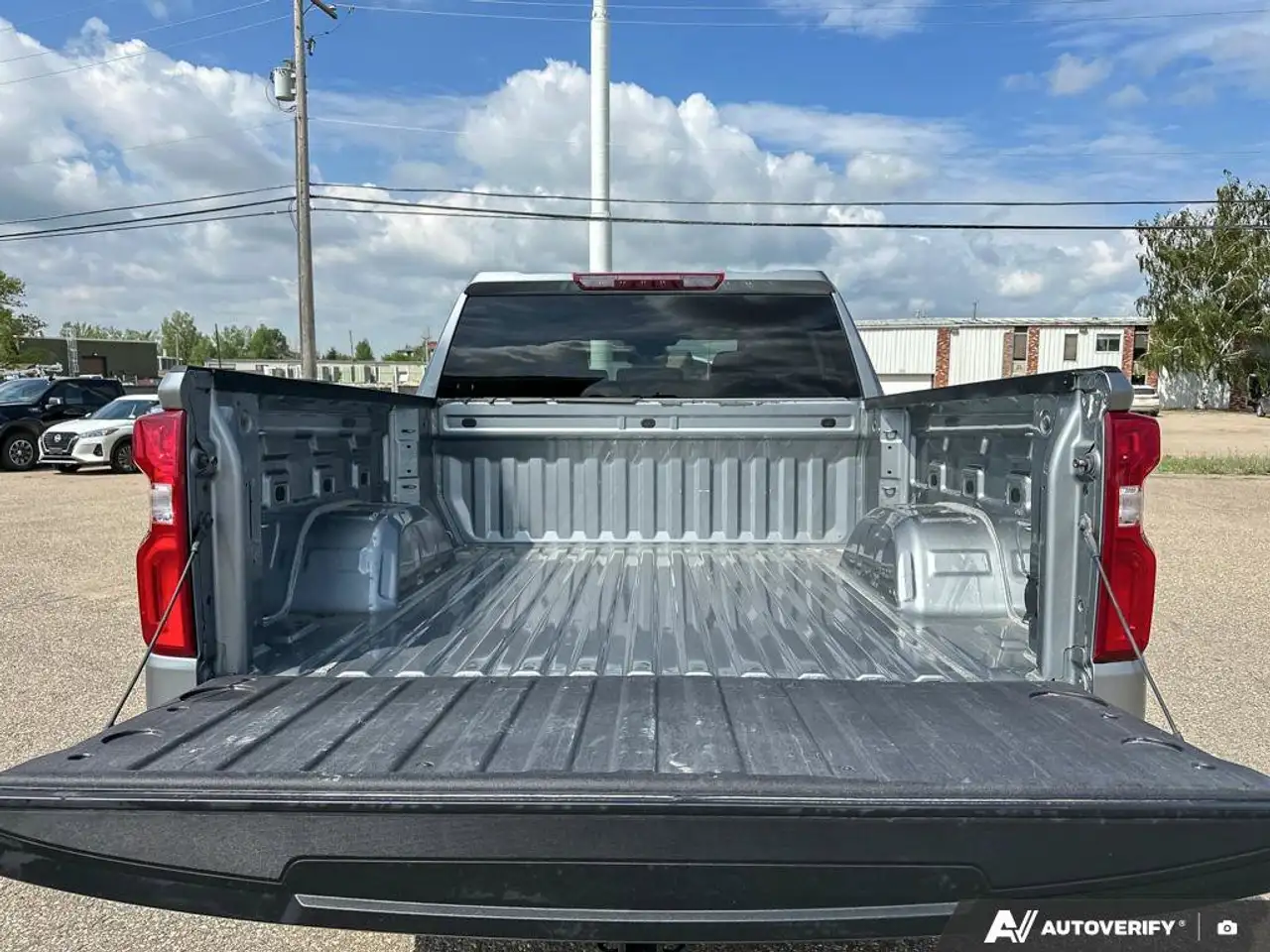 Chevrolet Silverado 1500 снимка Chevrolet Silverado 1500