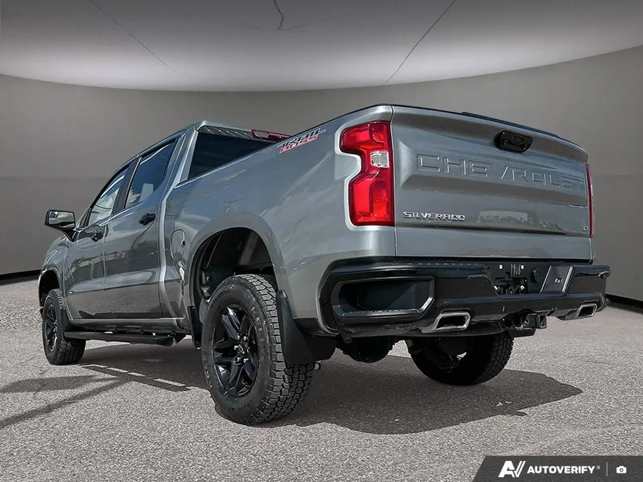 Chevrolet Silverado 1500 снимка Chevrolet Silverado 1500
