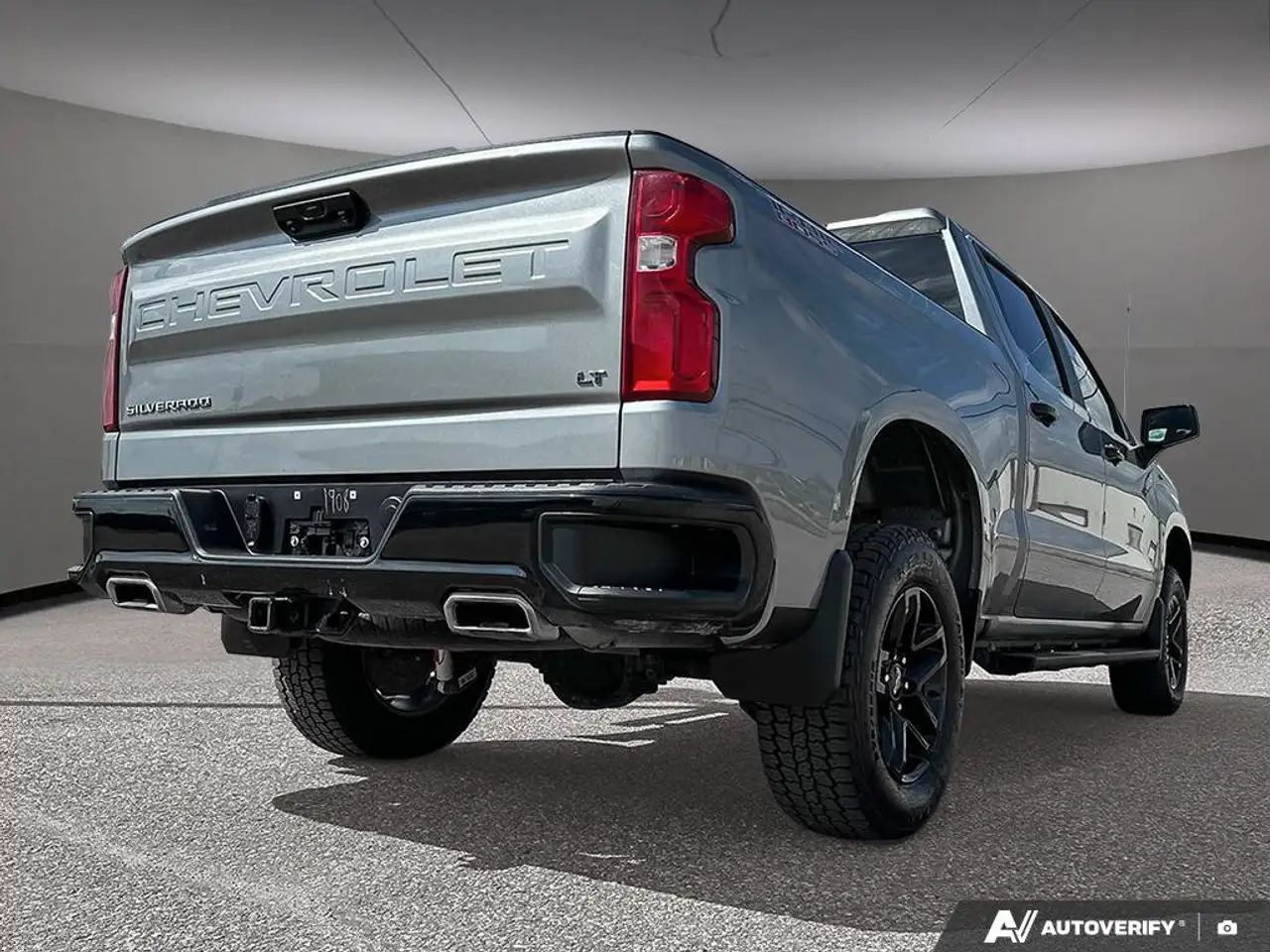 Chevrolet Silverado 1500 снимка Chevrolet Silverado 1500
