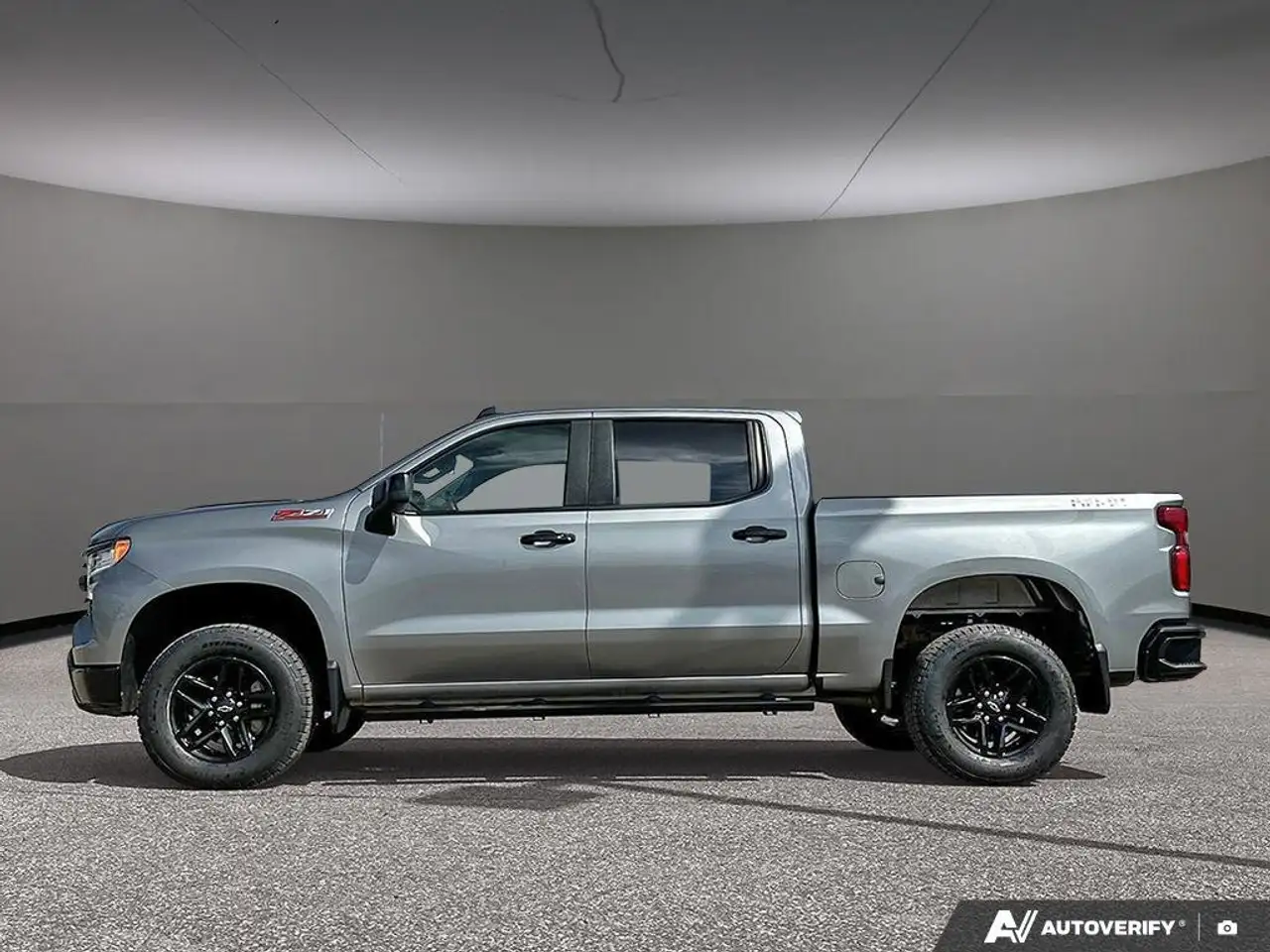 Chevrolet Silverado 1500 снимка Chevrolet Silverado 1500